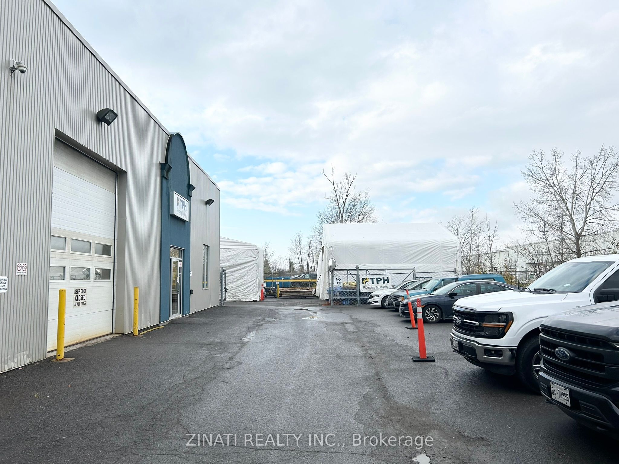 #7 - 1528 Star Top Road Property Photo 15