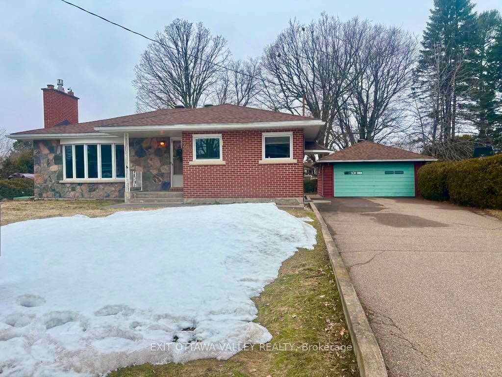 266 Patricia Avenue Property Photo