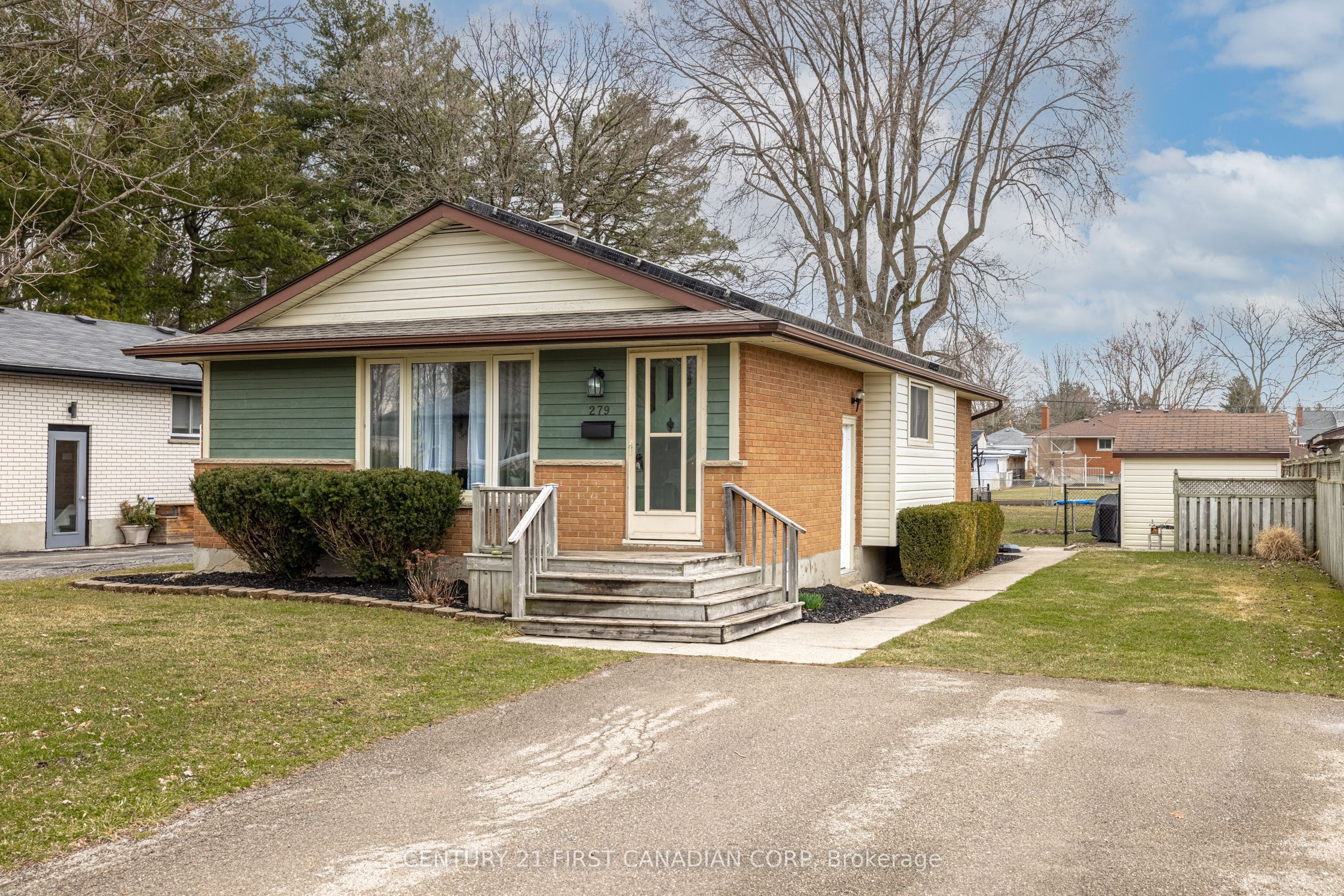 279 Alma Street Property Photo