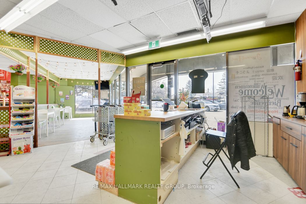 375 Des Epinettes Avenue Property Photo 16