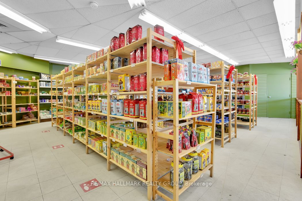 375 Des Epinettes Avenue Property Photo 17