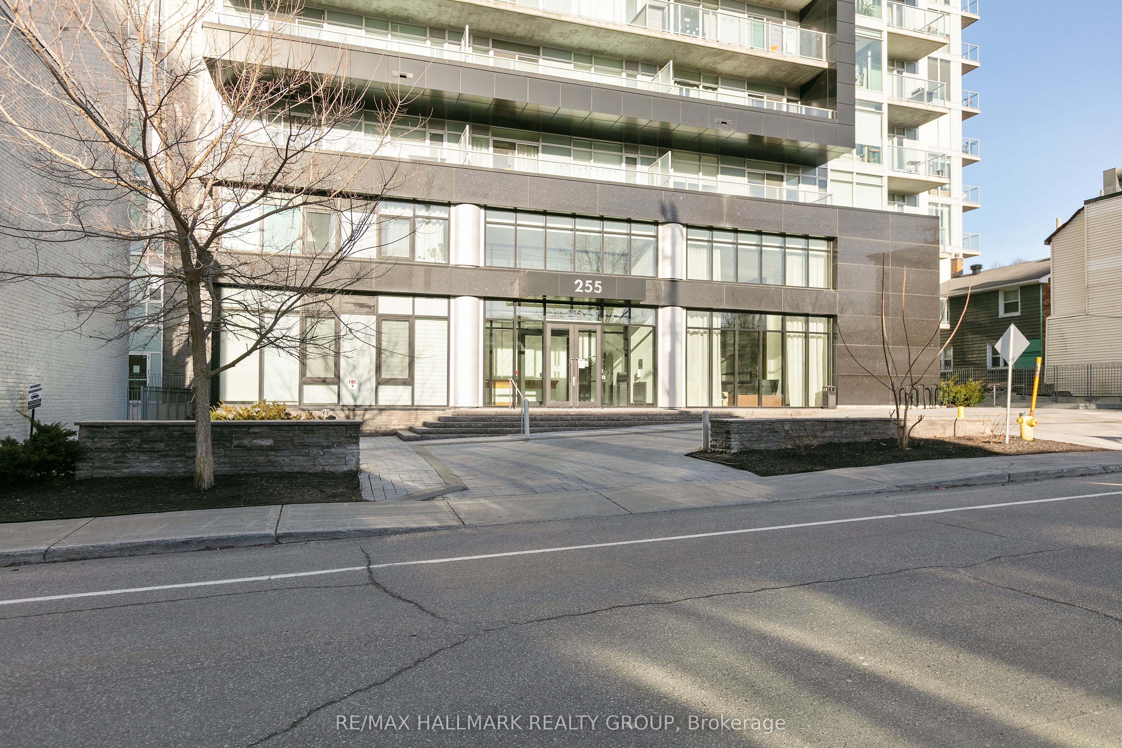 #803 - 255 Bay Street Property Photo