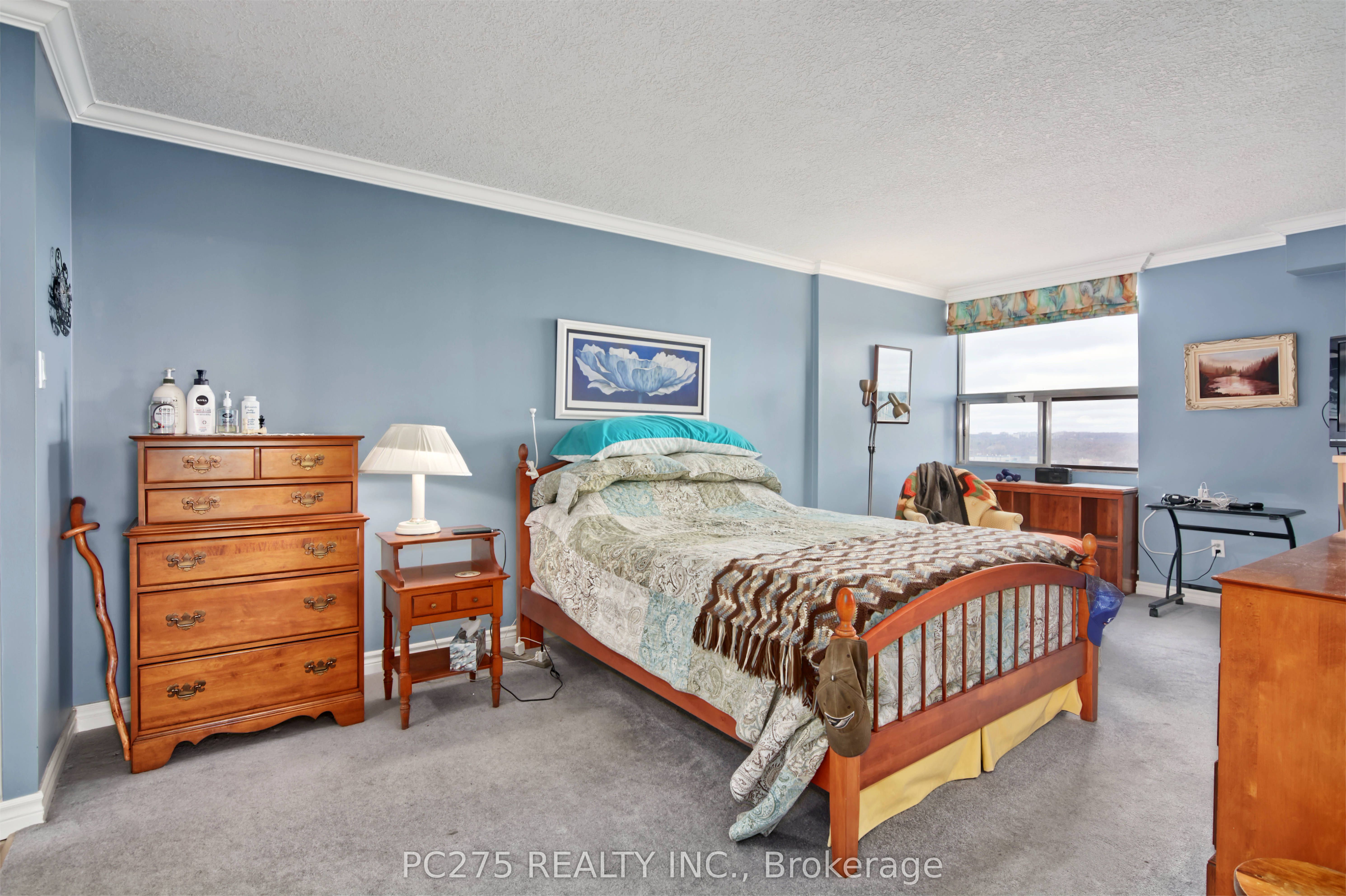 389 Dundas Street 1806 Property Photo 20