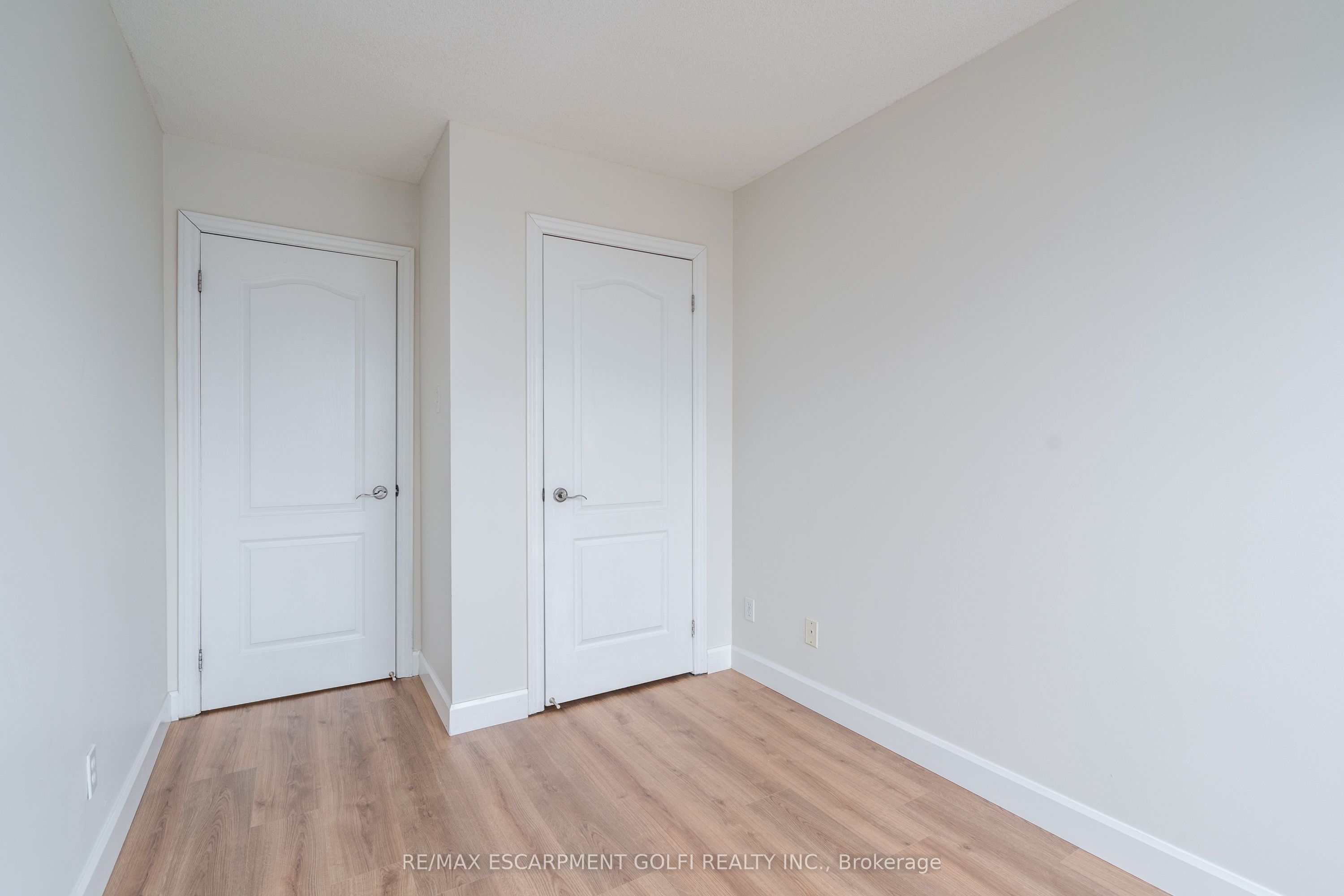 #1206 - 135 James Street Property Photo 21