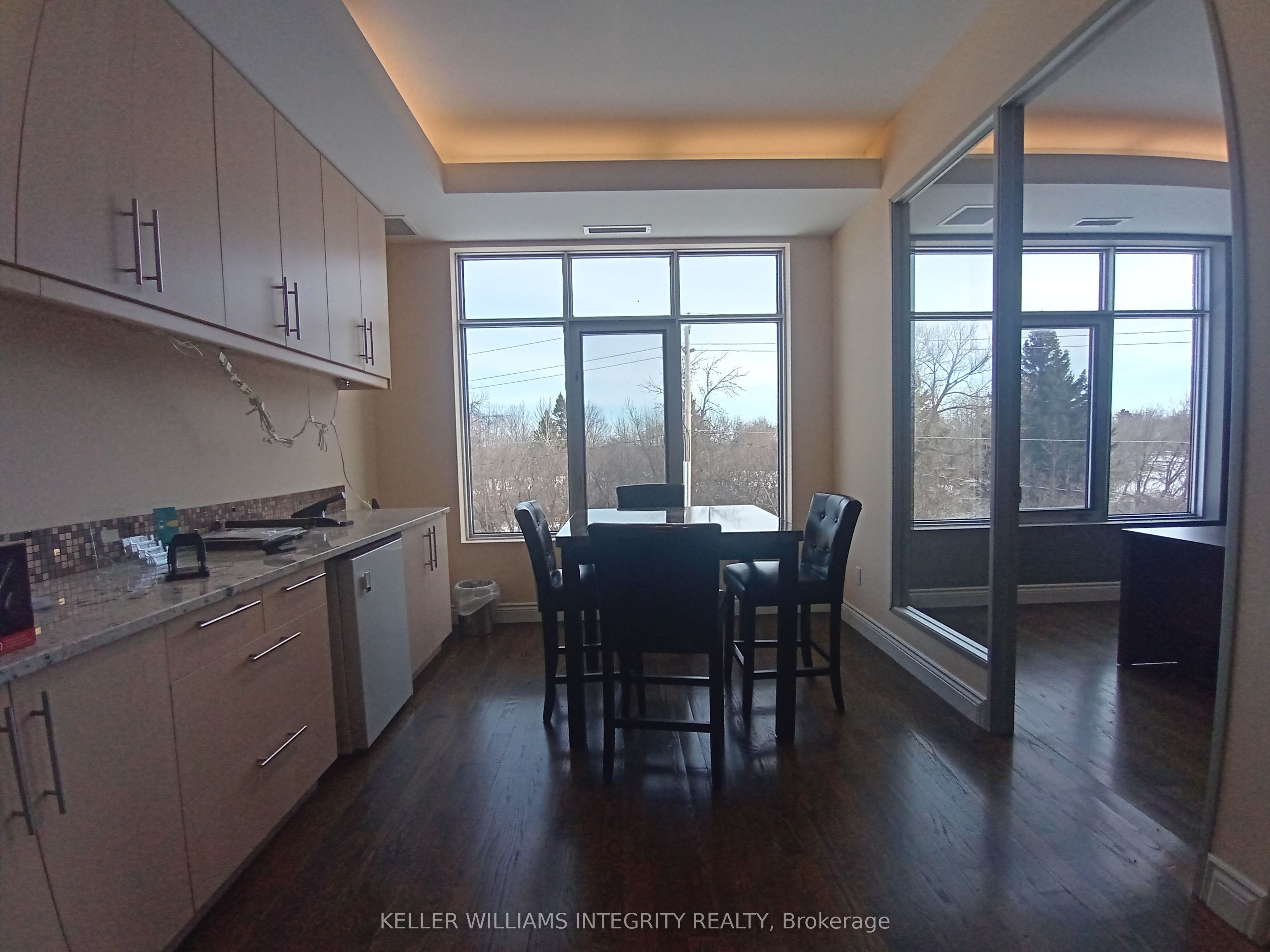 #5 - 300 Terry Fox Drive Property Photo 21