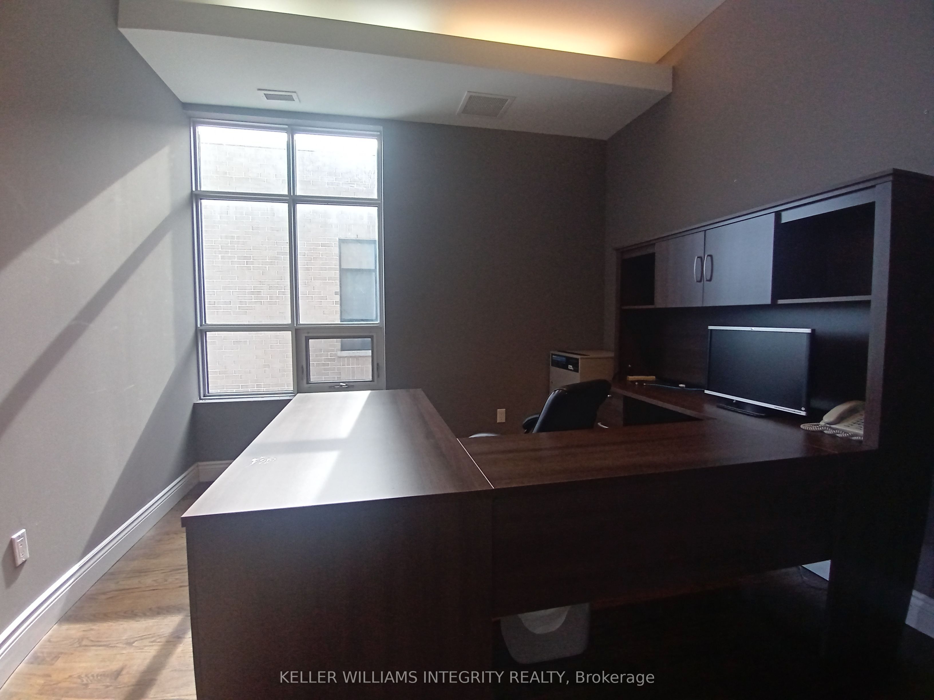#5 - 300 Terry Fox Drive Property Photo 22