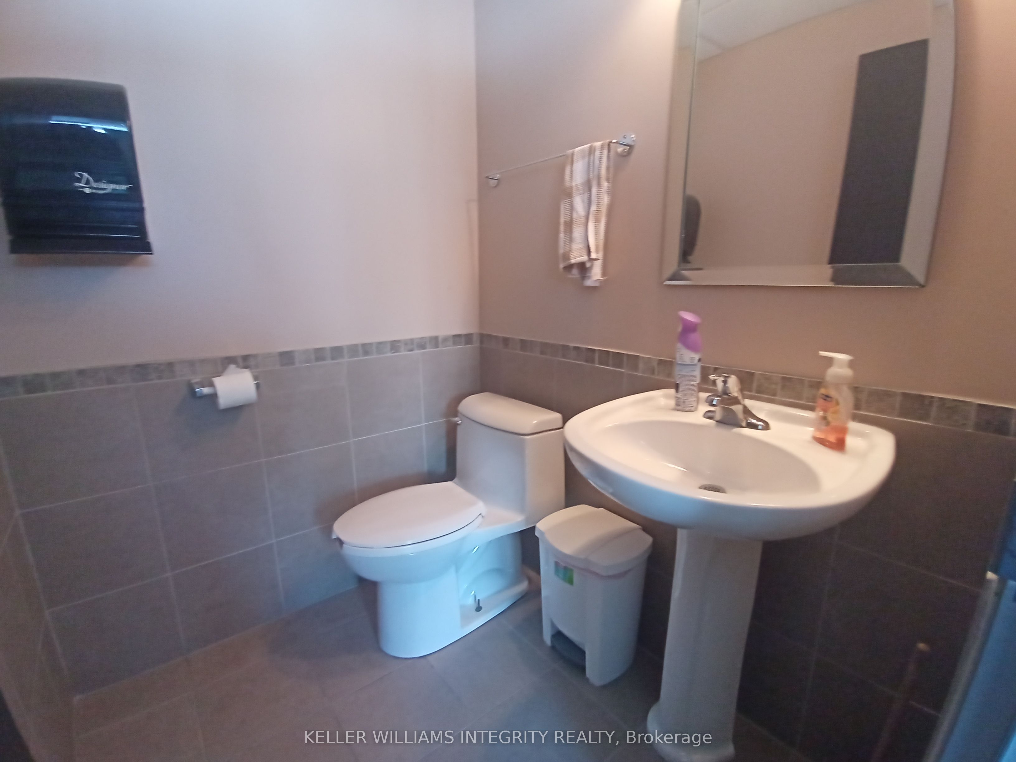 #5 - 300 Terry Fox Drive Property Photo 31