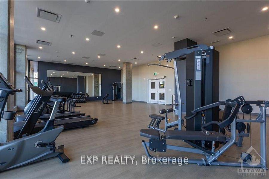 #320 - 1366 Carling Avenue Property Photo 8
