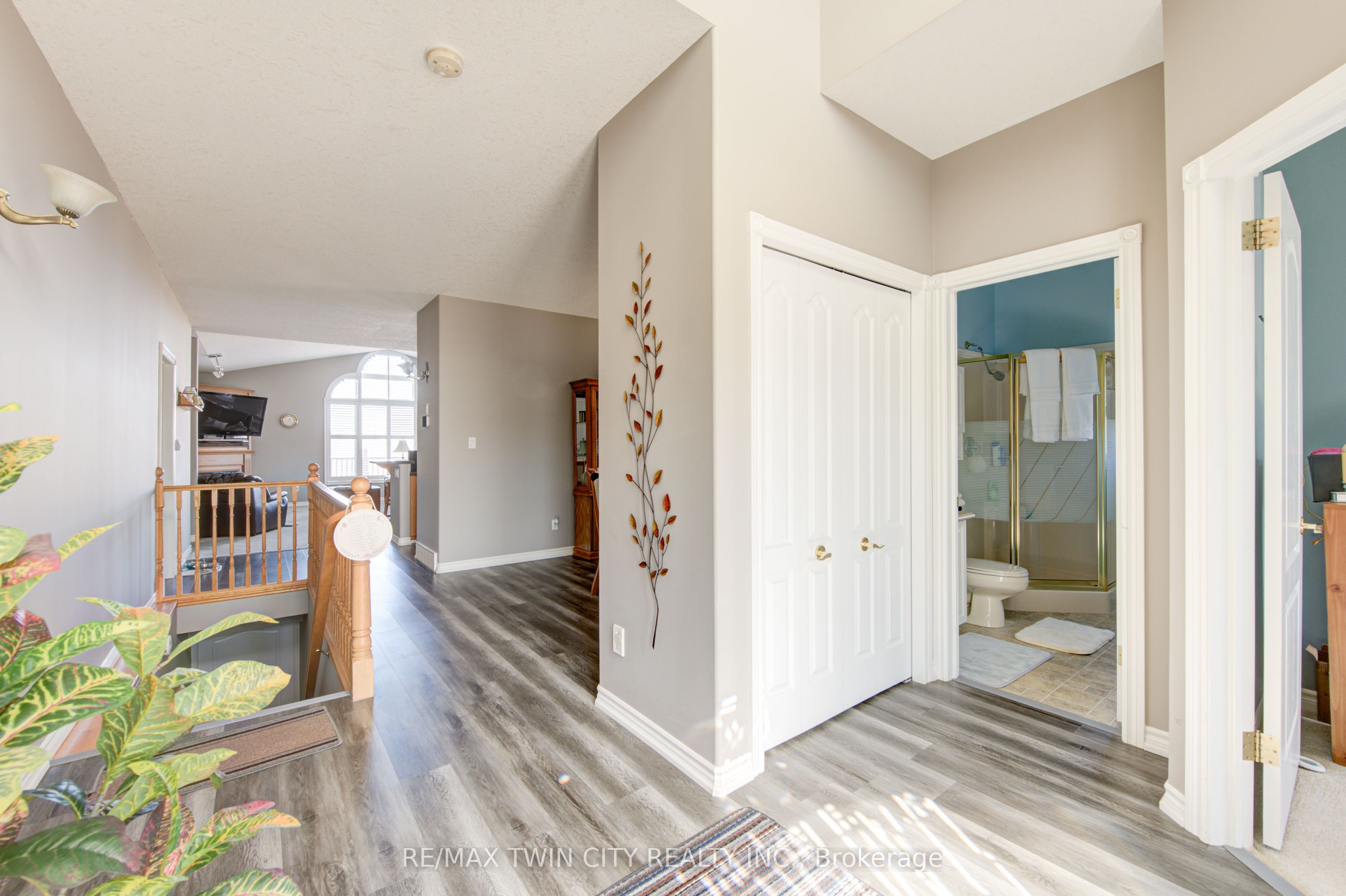 40 Devonshire Drive Property Photo 3