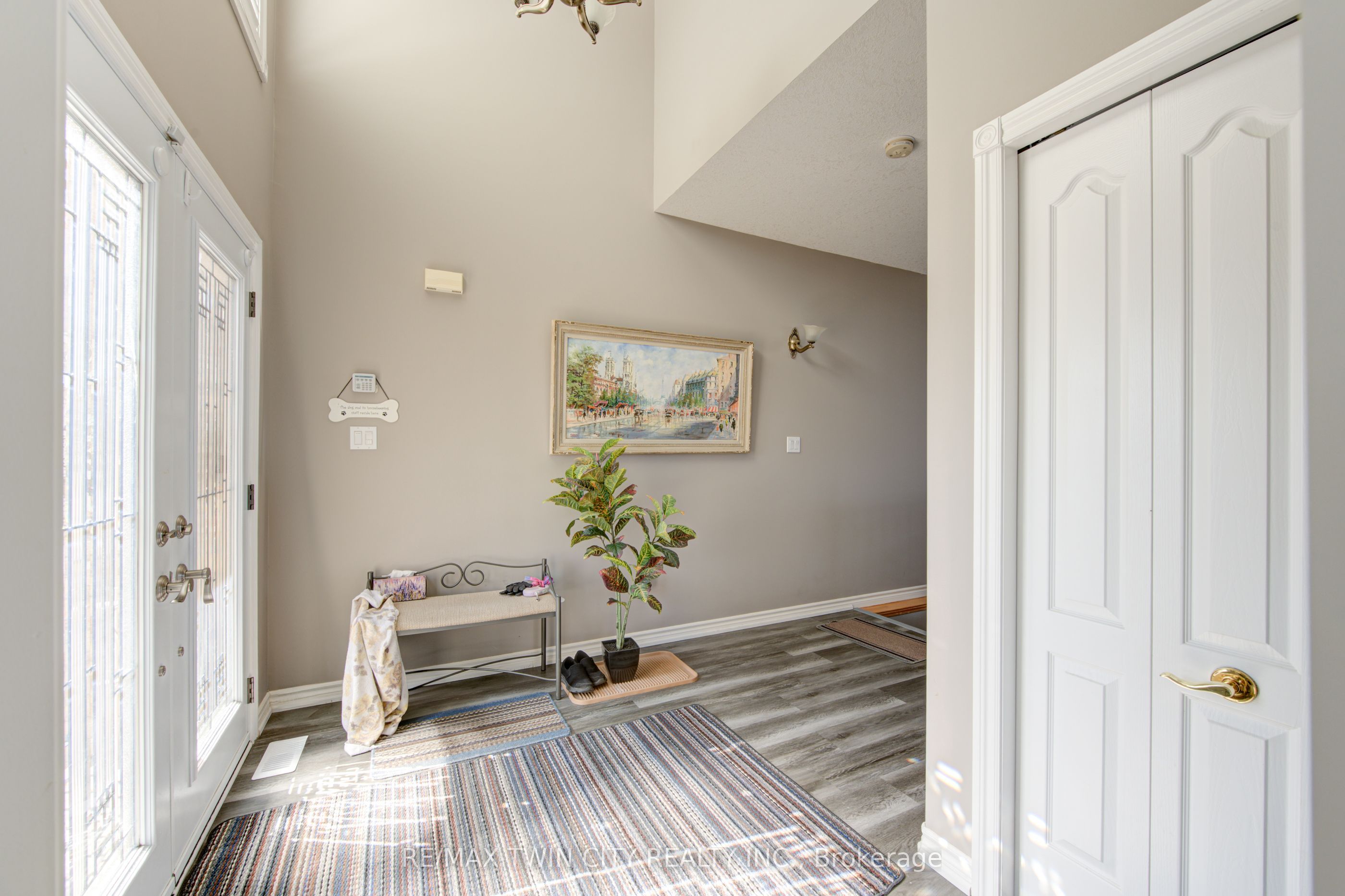 40 Devonshire Drive Property Photo 7