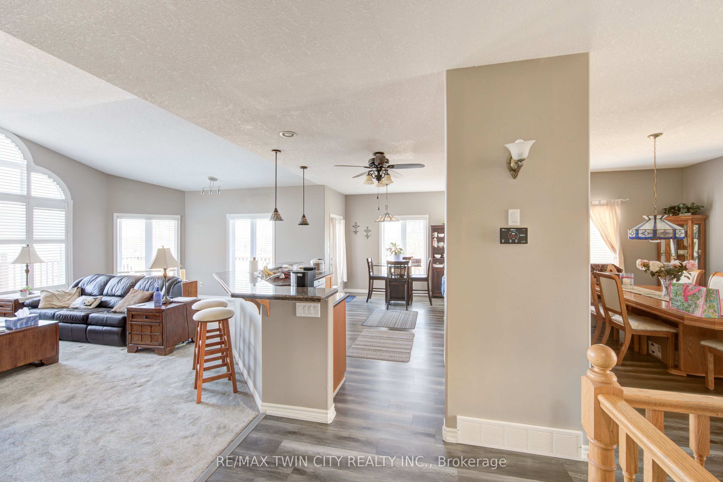 40 Devonshire Drive Property Photo 12