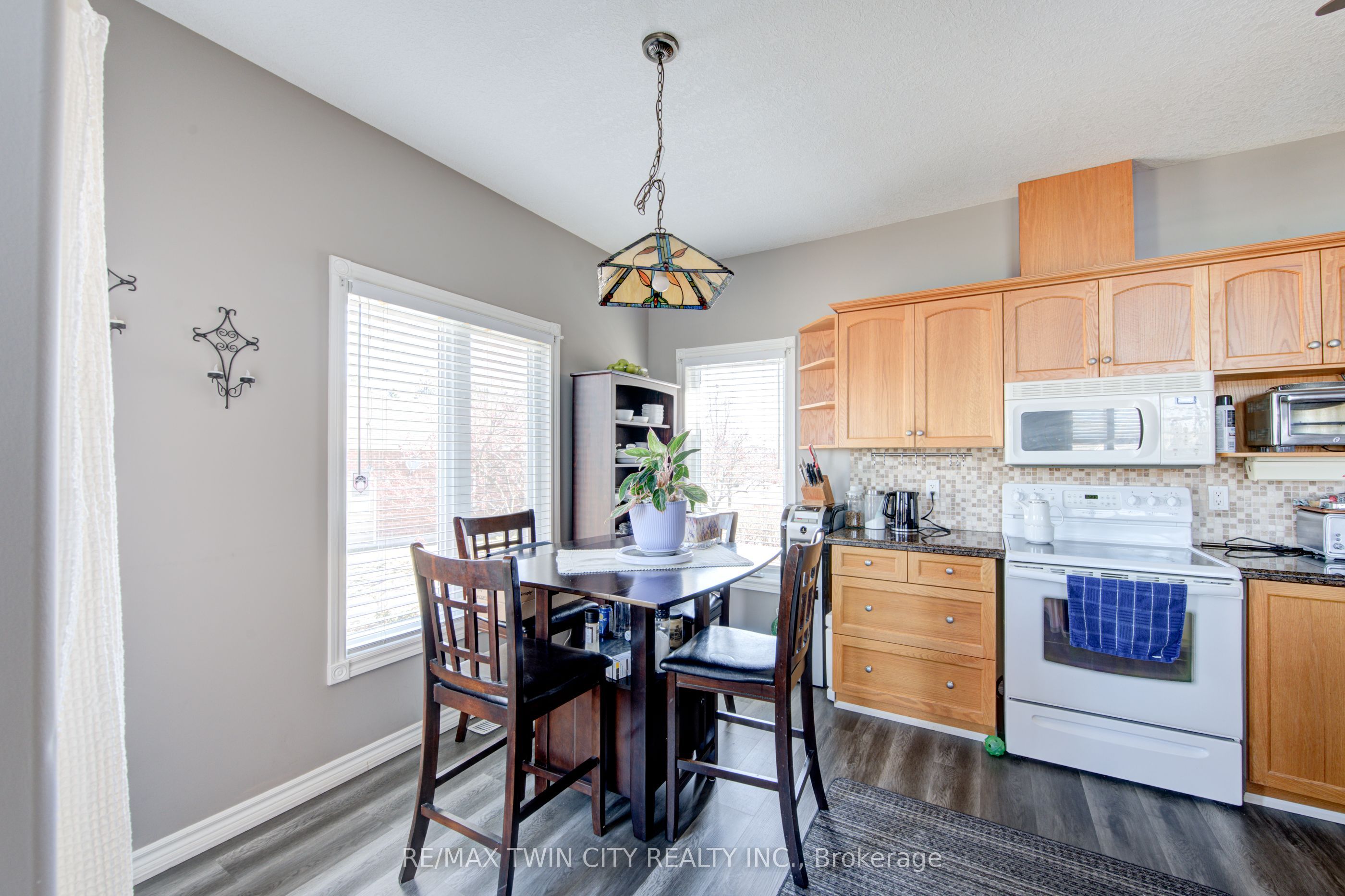 40 Devonshire Drive Property Photo 15