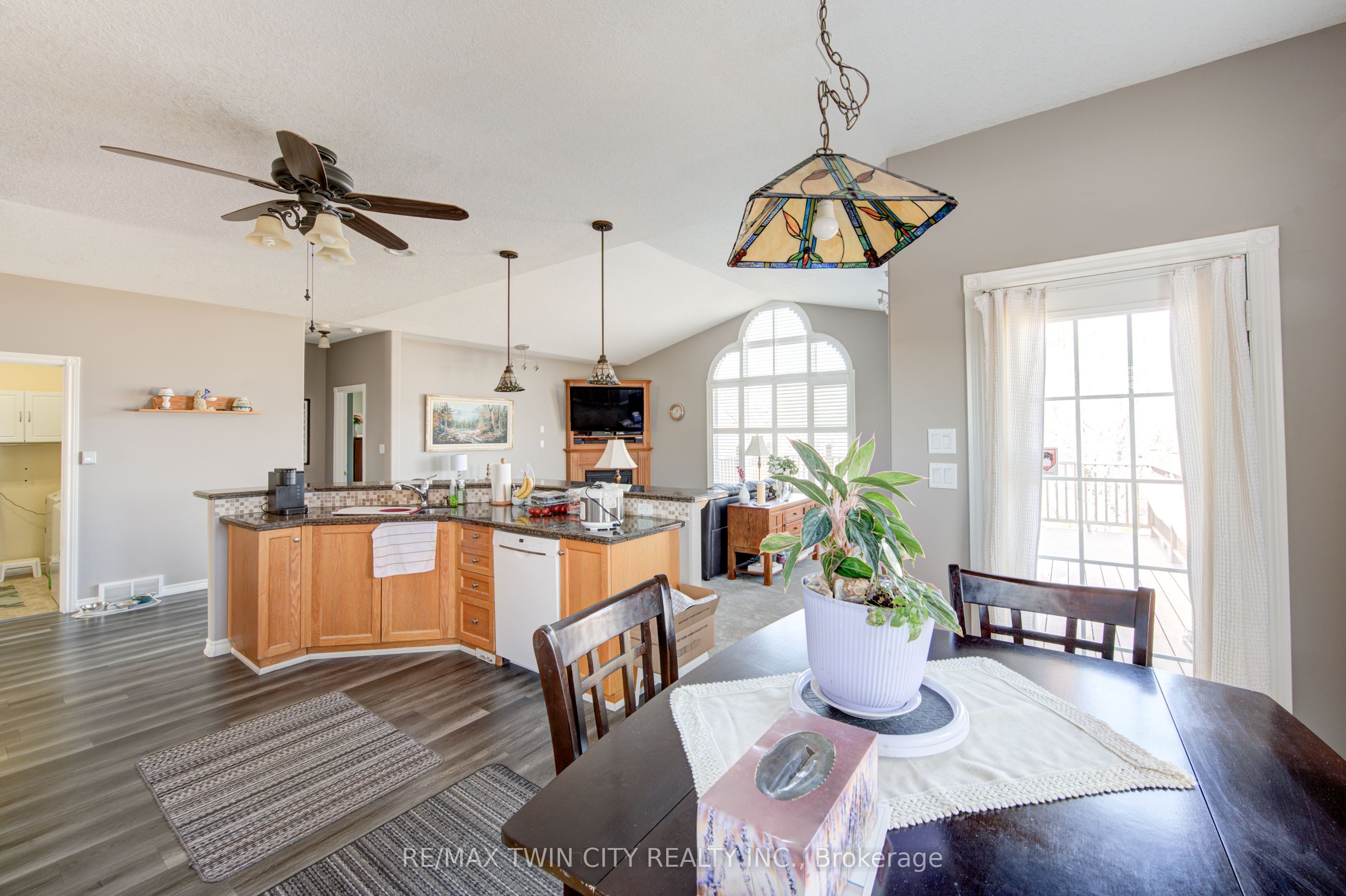 40 Devonshire Drive Property Photo 17