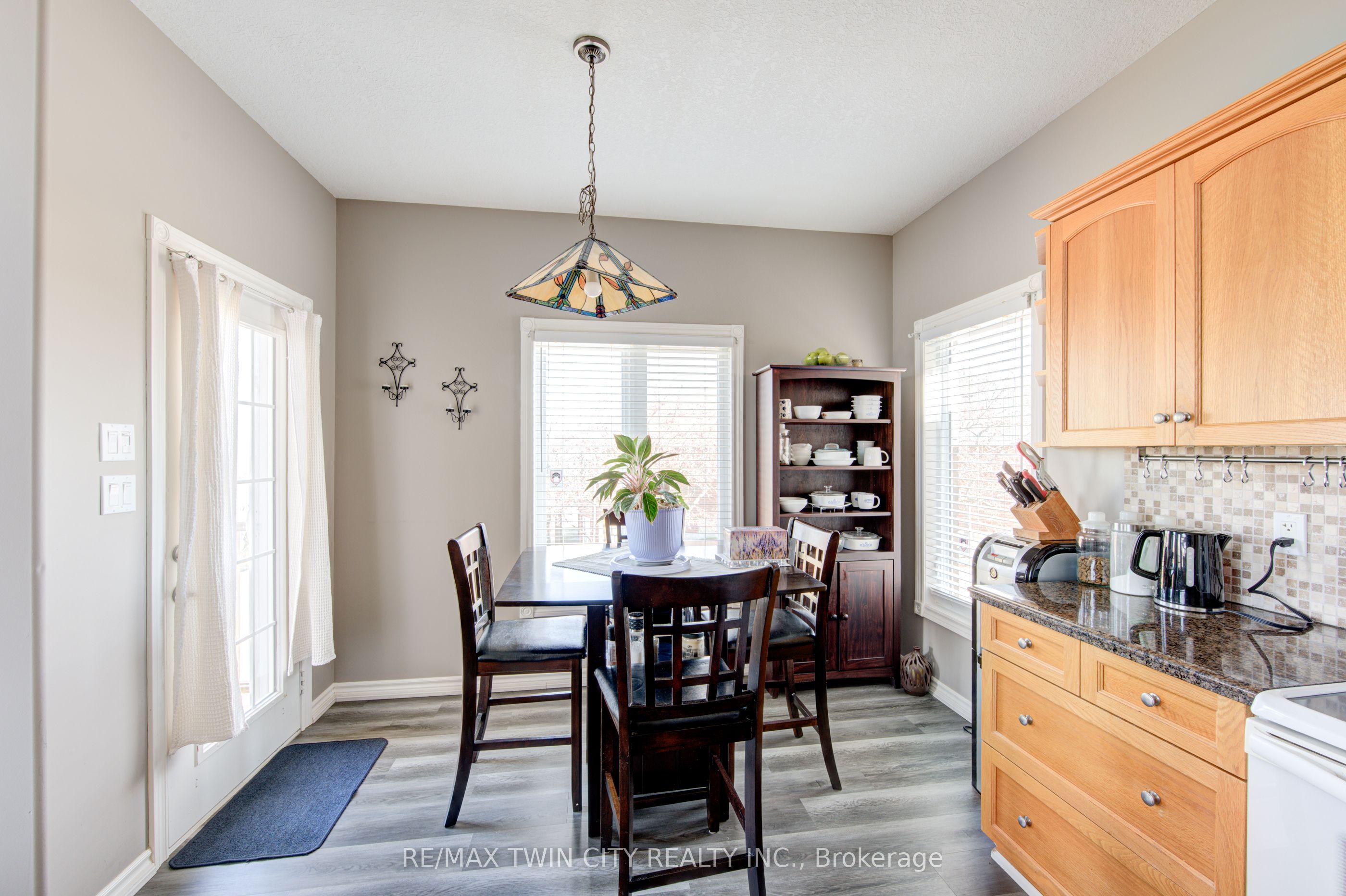 40 Devonshire Drive Property Photo 20