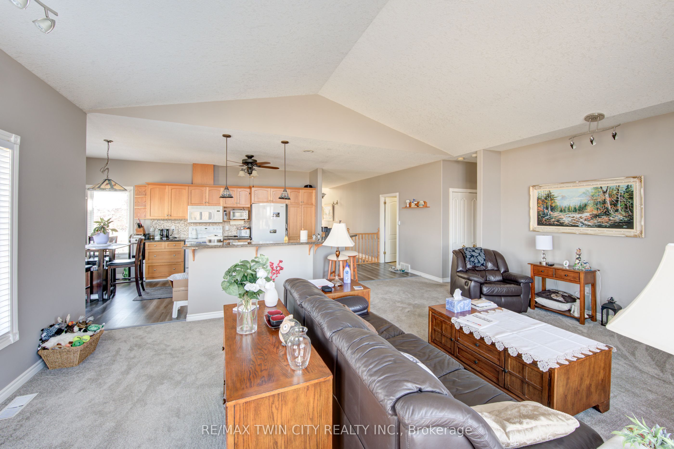 40 Devonshire Drive Property Photo 22