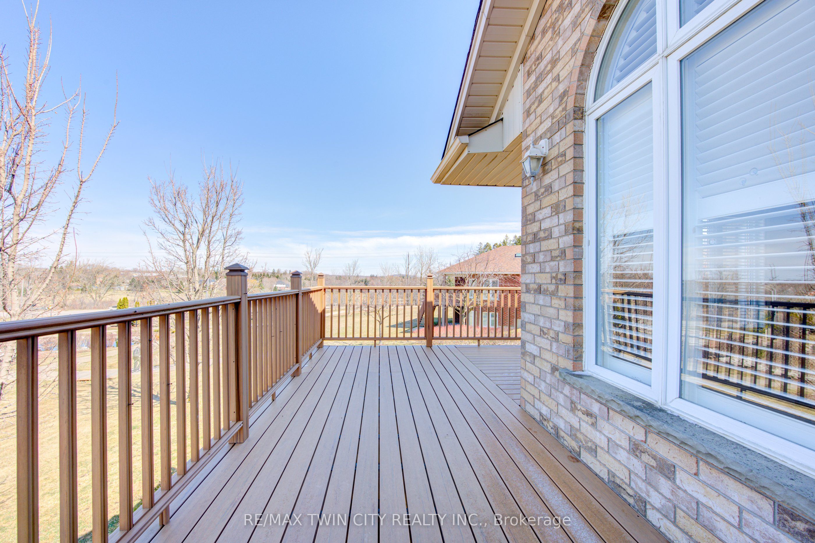 40 Devonshire Drive Property Photo 32