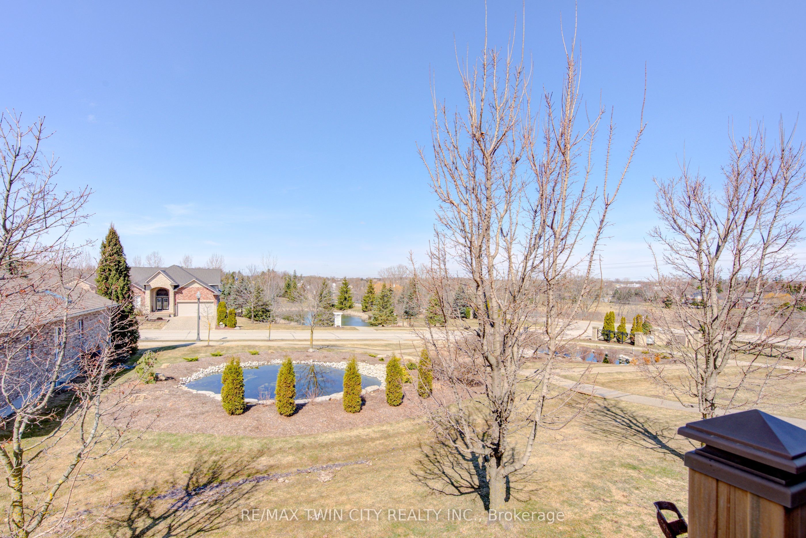 40 Devonshire Drive Property Photo 33