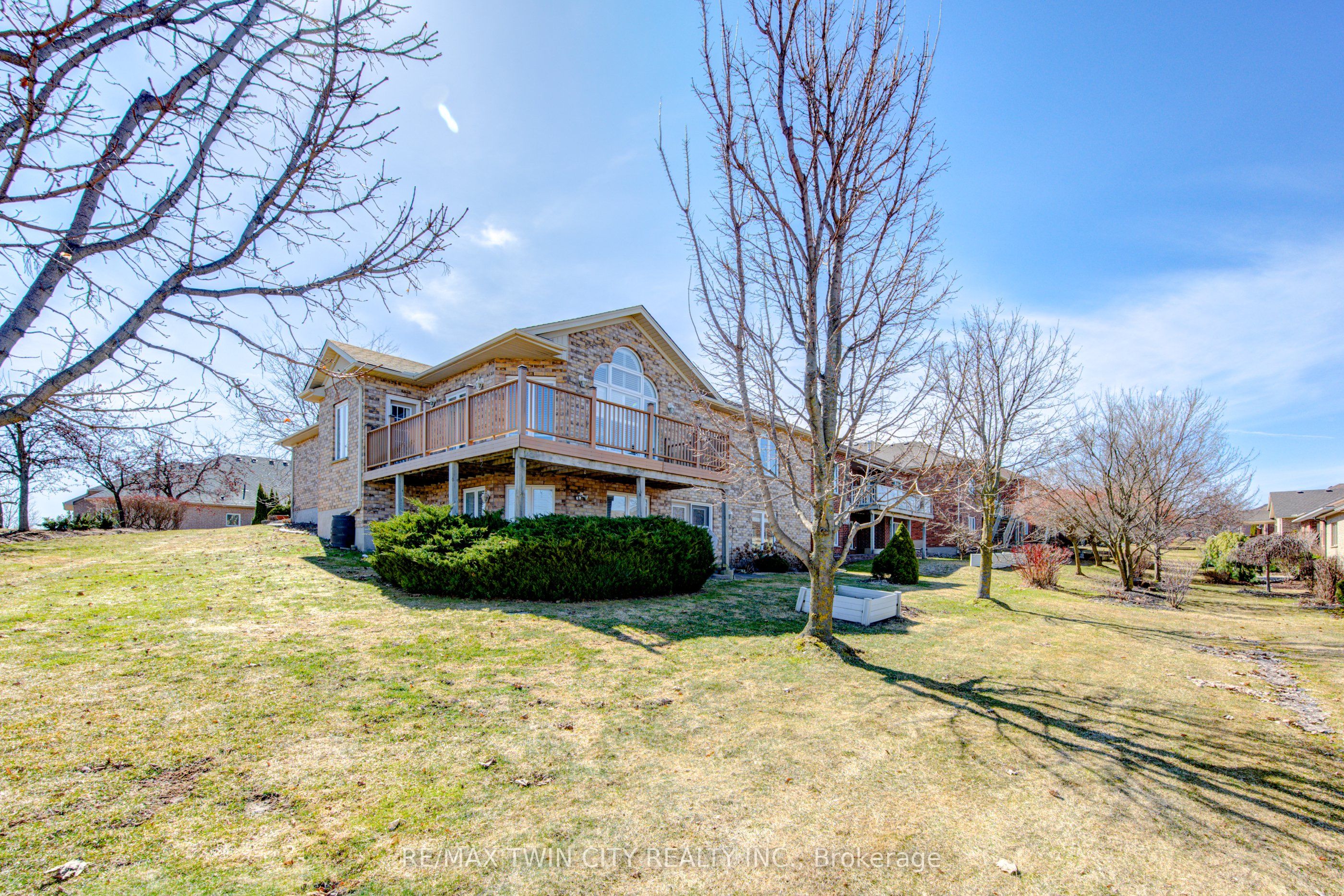 40 Devonshire Drive Property Photo 45