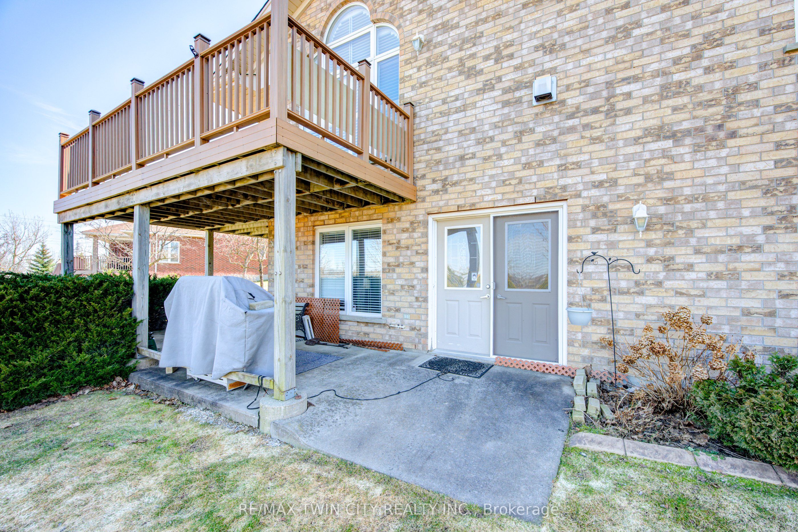 40 Devonshire Drive Property Photo 48