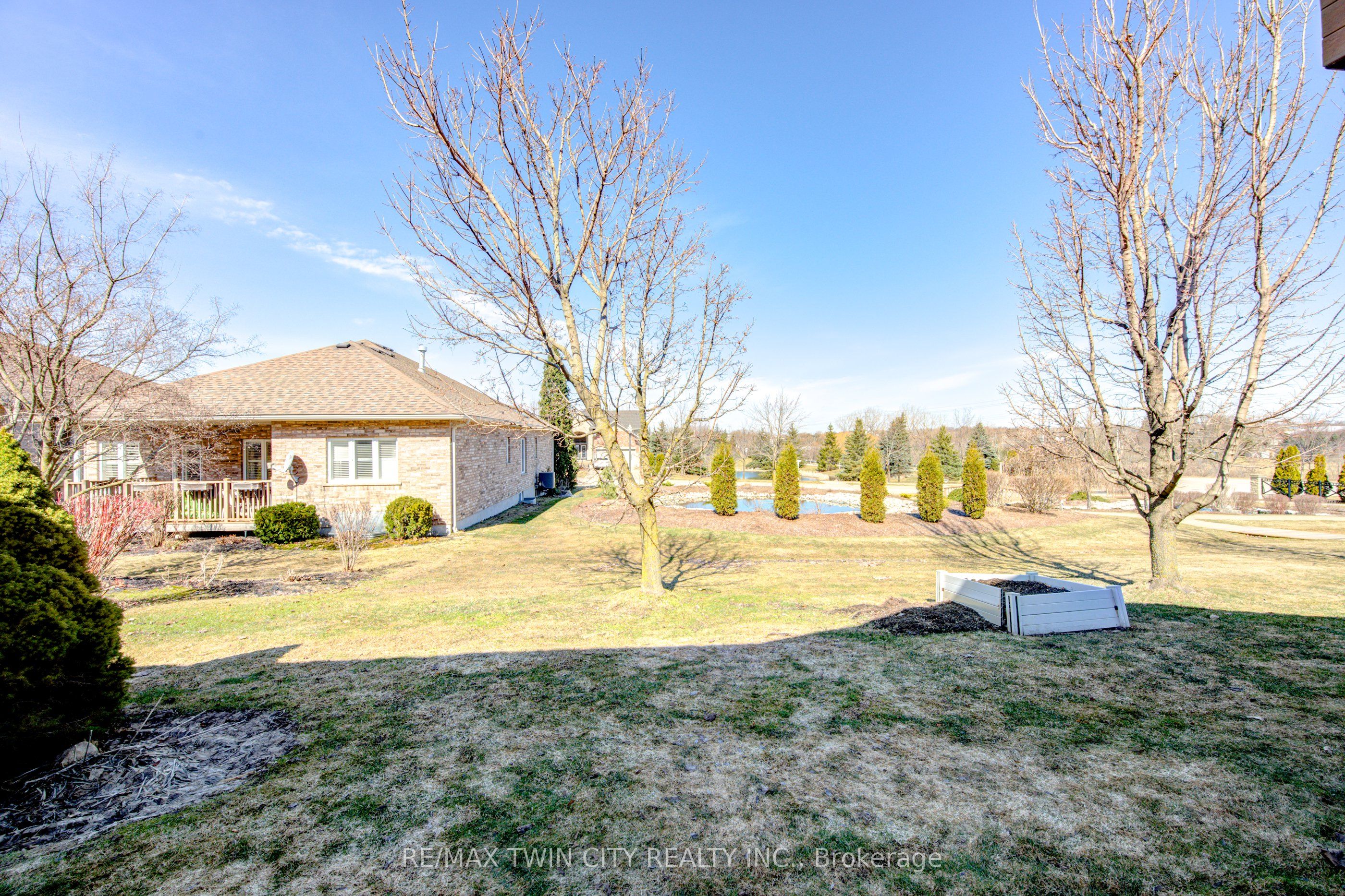 40 Devonshire Drive Property Photo 49