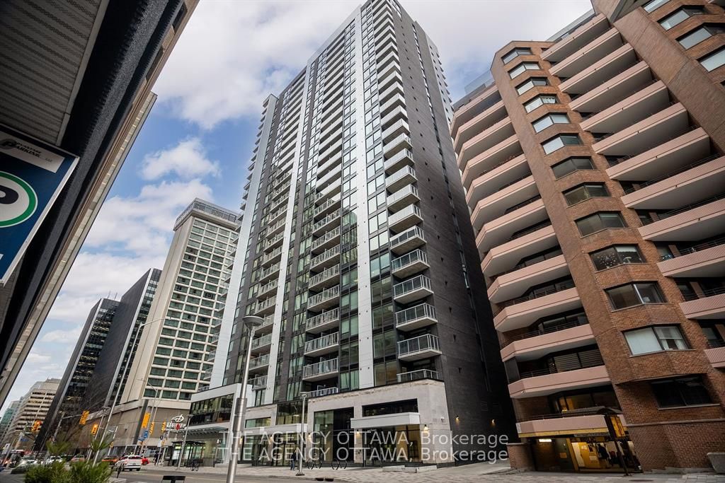 #308 - 340 Queen Street Property Photo
