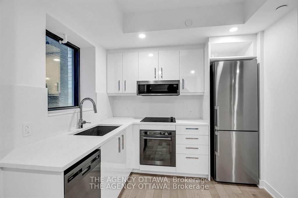 340 Queen Street 308 Property Photo 12