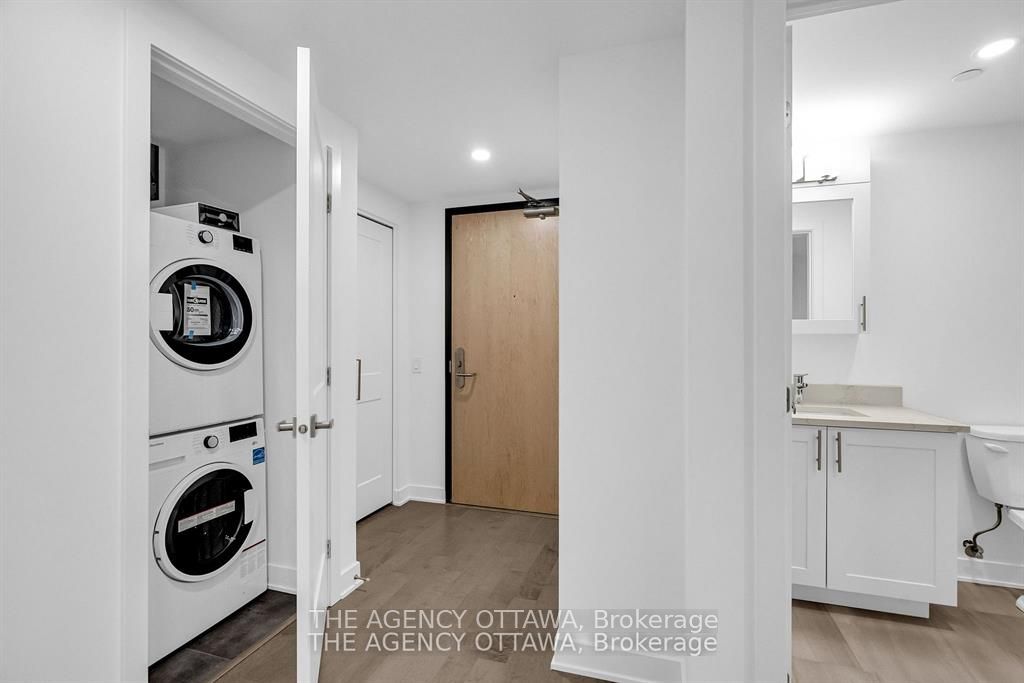 340 Queen Street 306 Property Photo 4