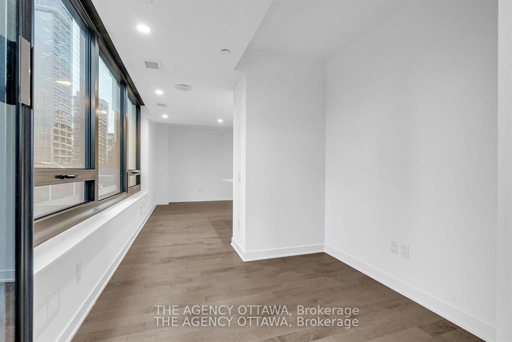 340 Queen Street 306 Property Photo 12