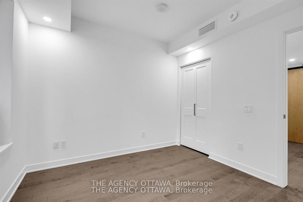 340 Queen Street 306 Property Photo 15