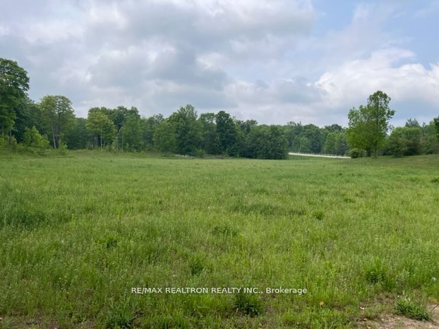 Pt Lt 1 Con 10 Road Property Photo