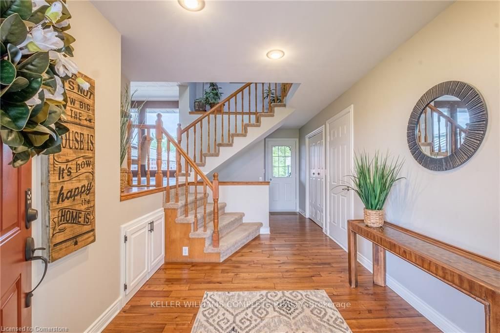 6696 Canborough Road Property Photo 8