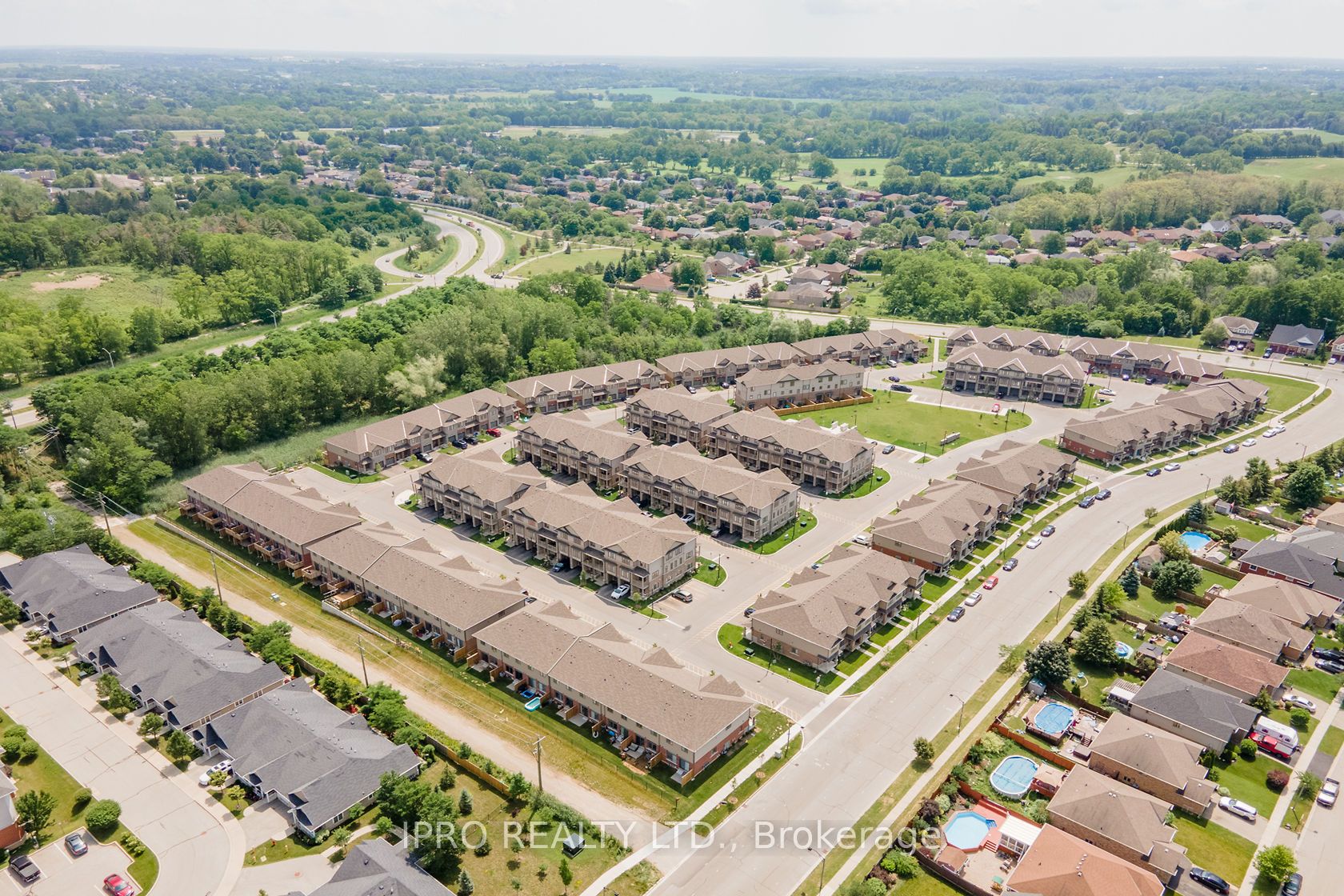 #99 - 77 Diana Avenue Property Photo
