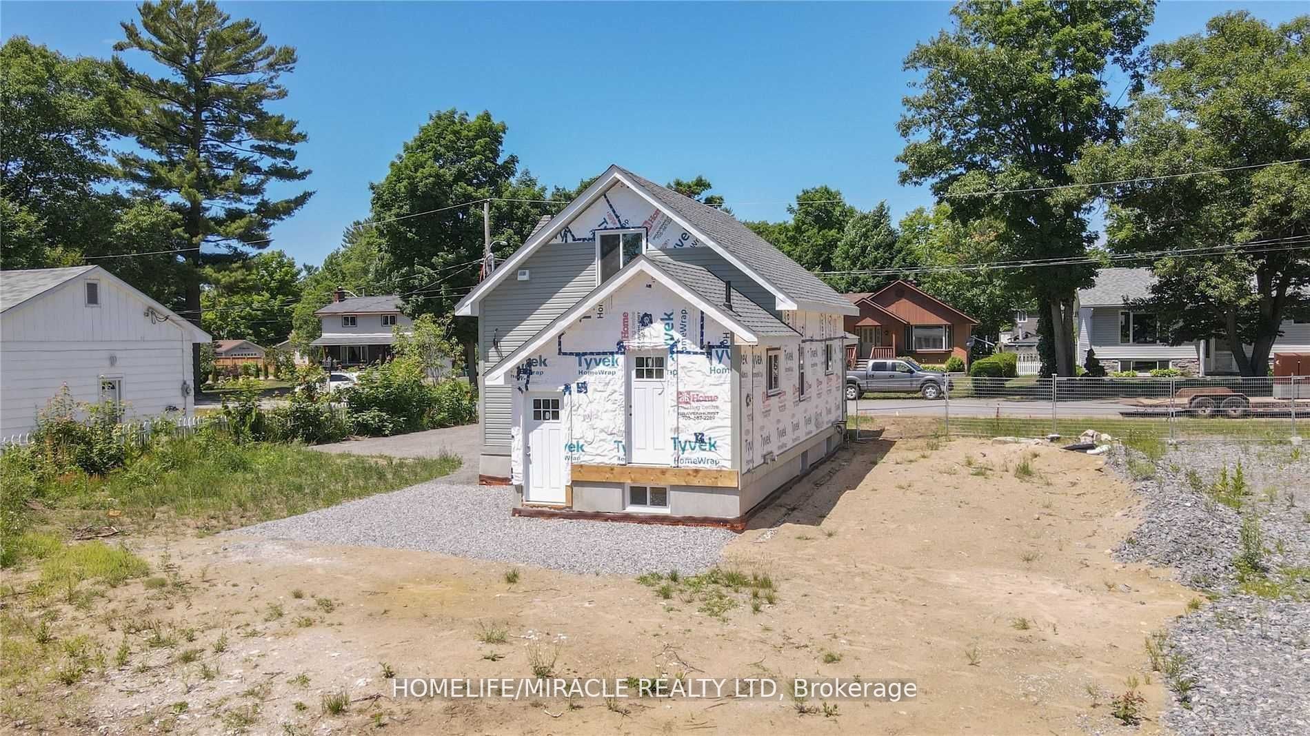 481 David Street Property Photo 7