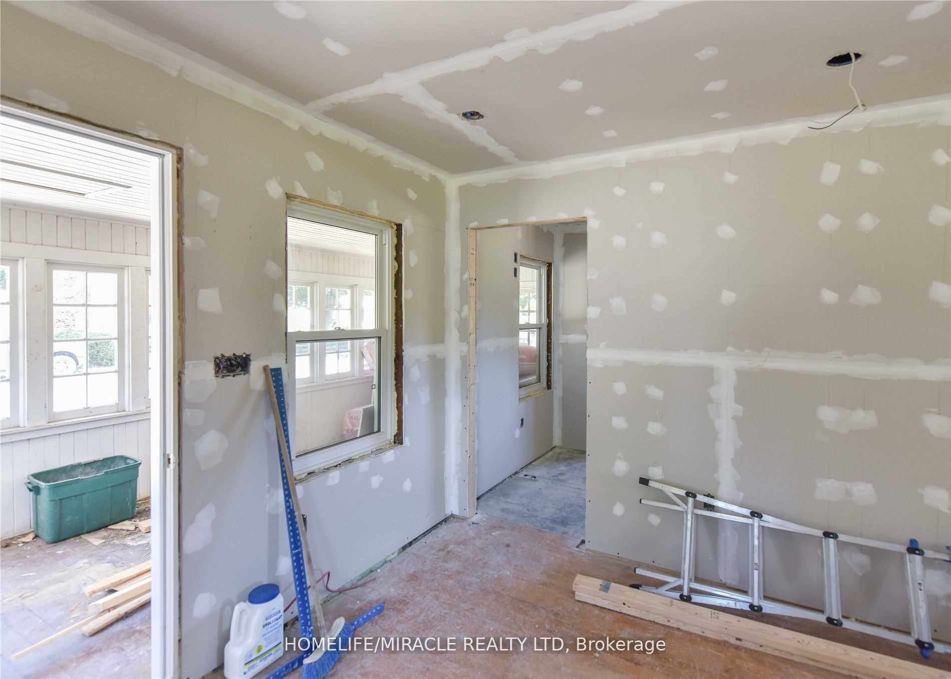481 David Street Property Photo 11
