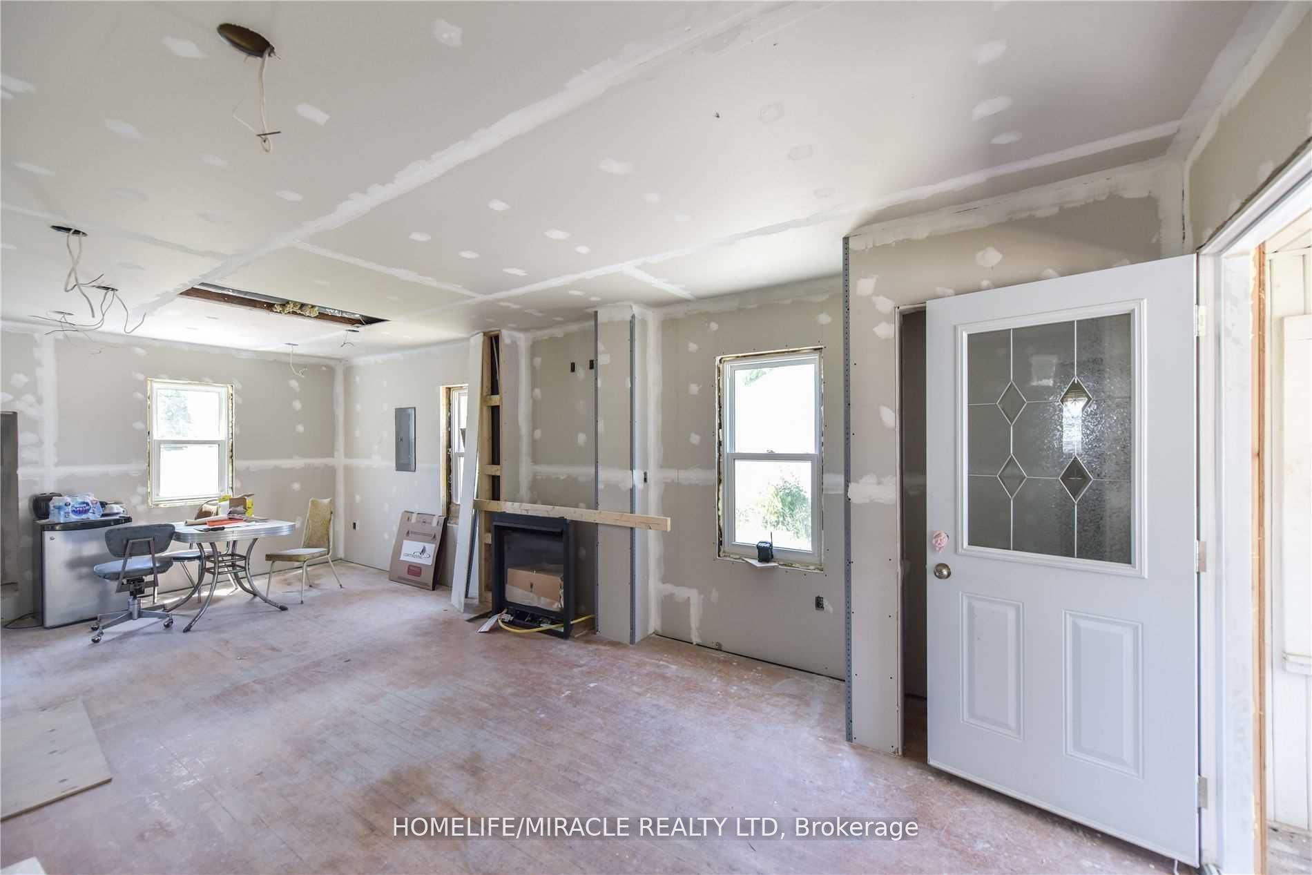 481 David Street Property Photo 13