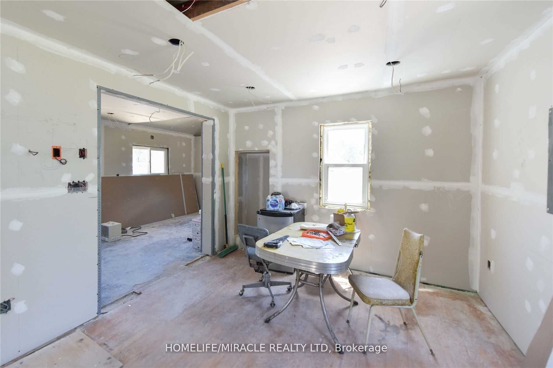 481 David Street Property Photo 14