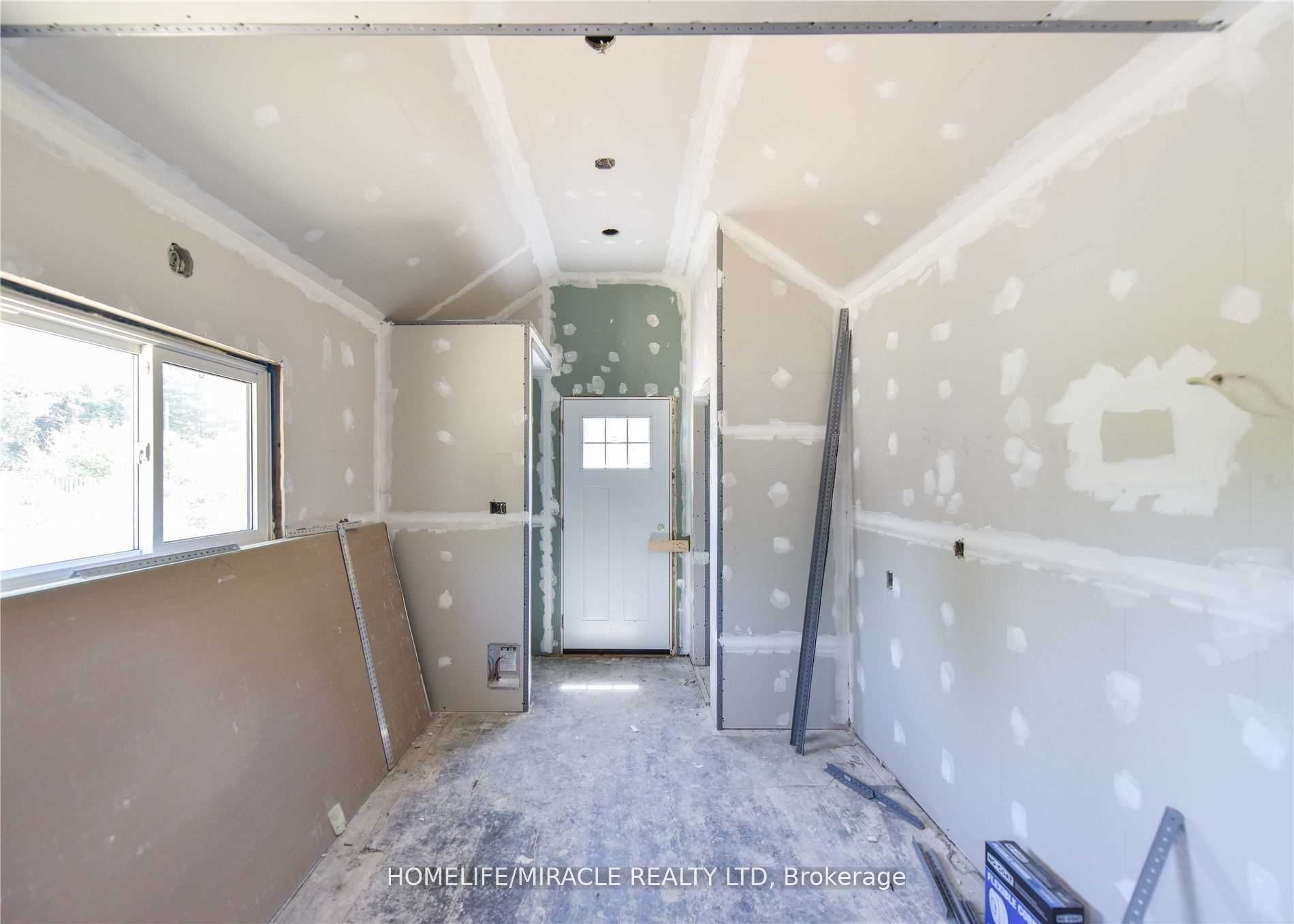 481 David Street Property Photo 15