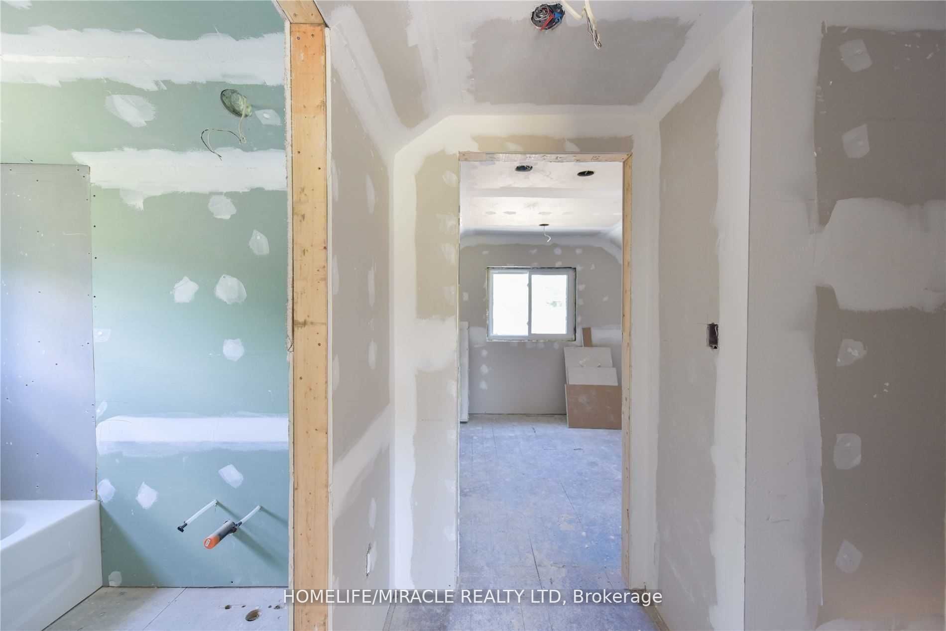 481 David Street Property Photo 19