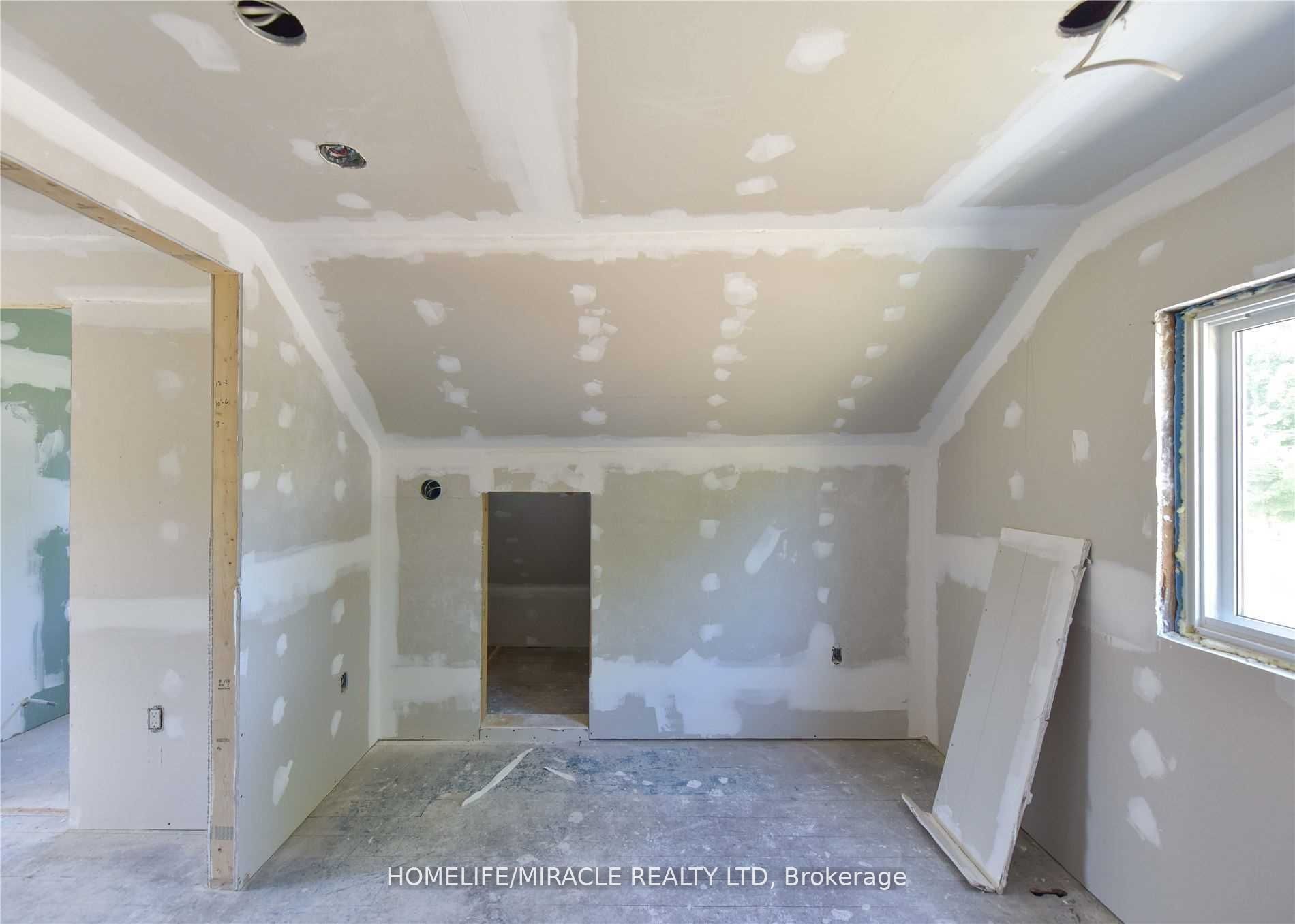 481 David Street Property Photo 21