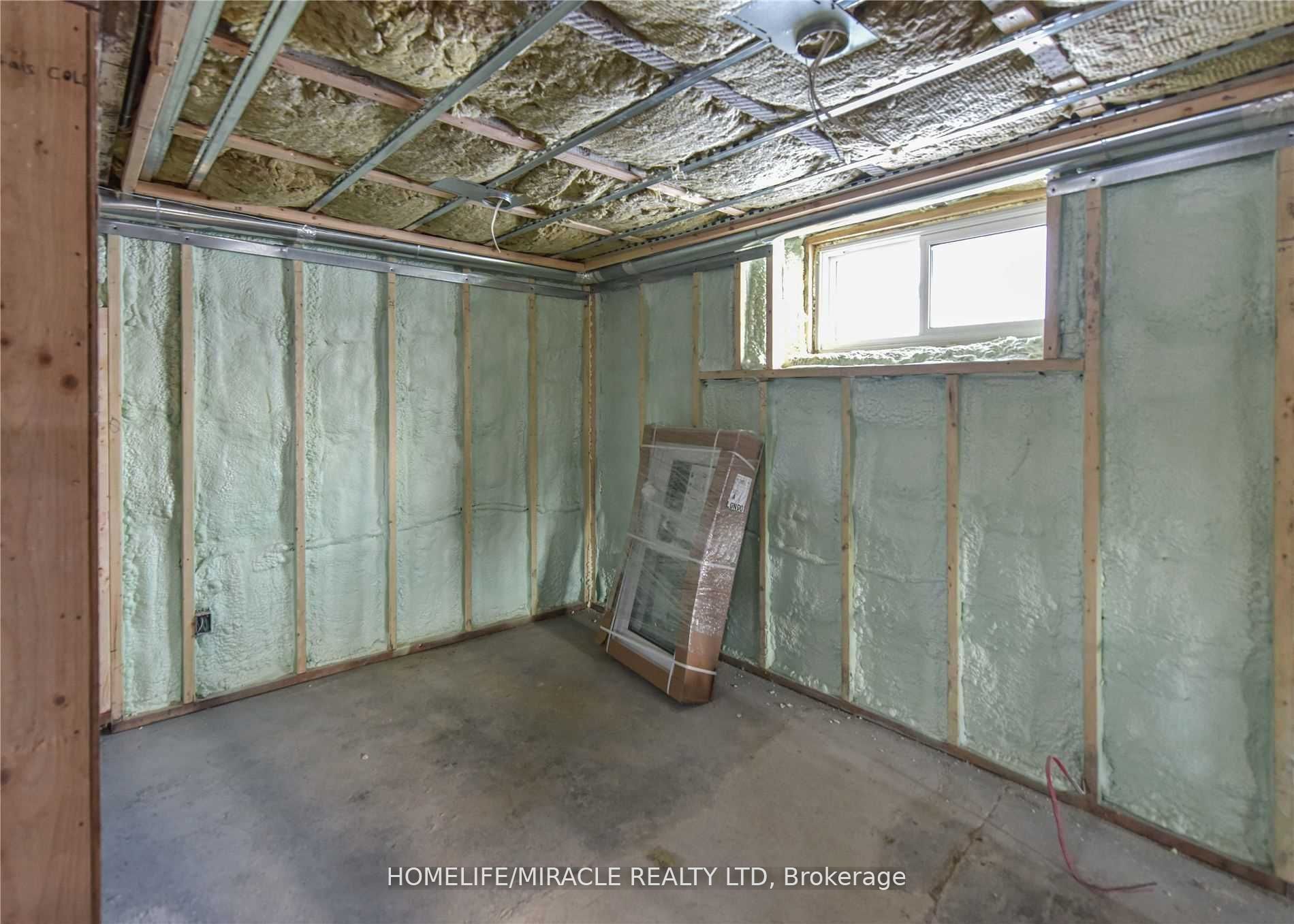 481 David Street Property Photo 26