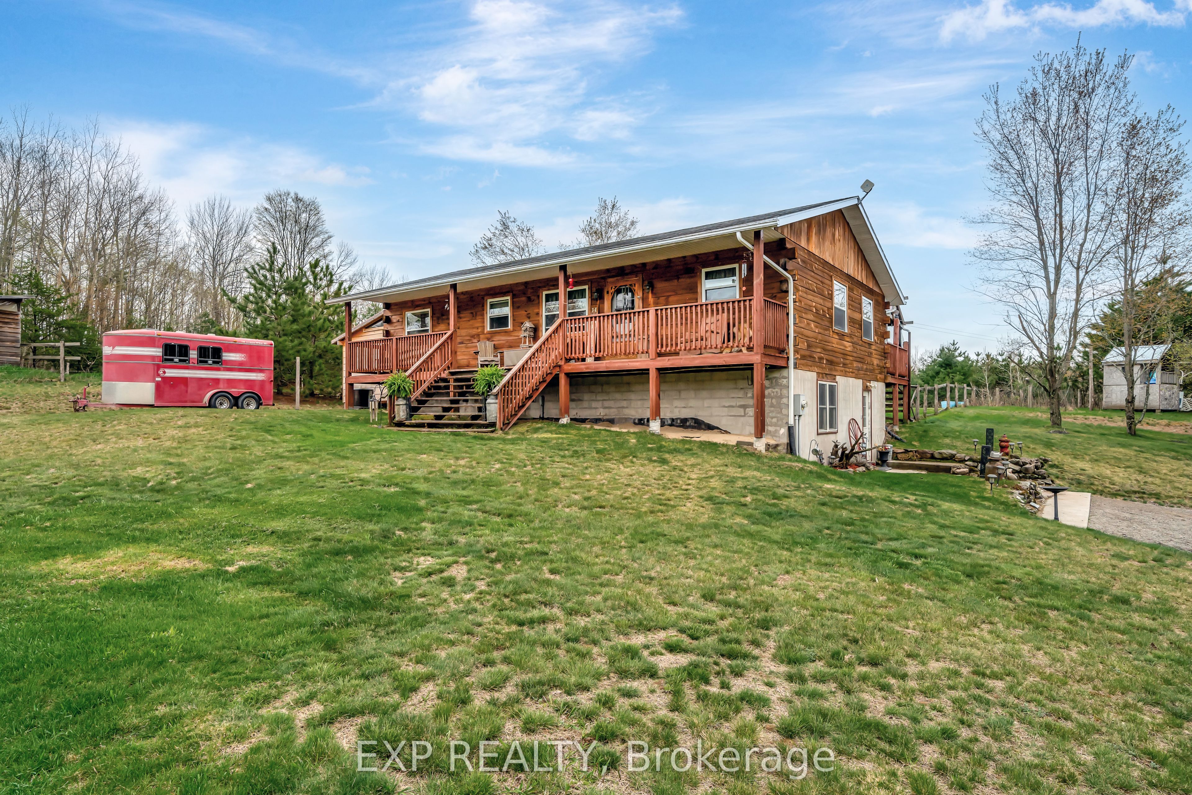 1469 Queensborough Road Property Photo 3