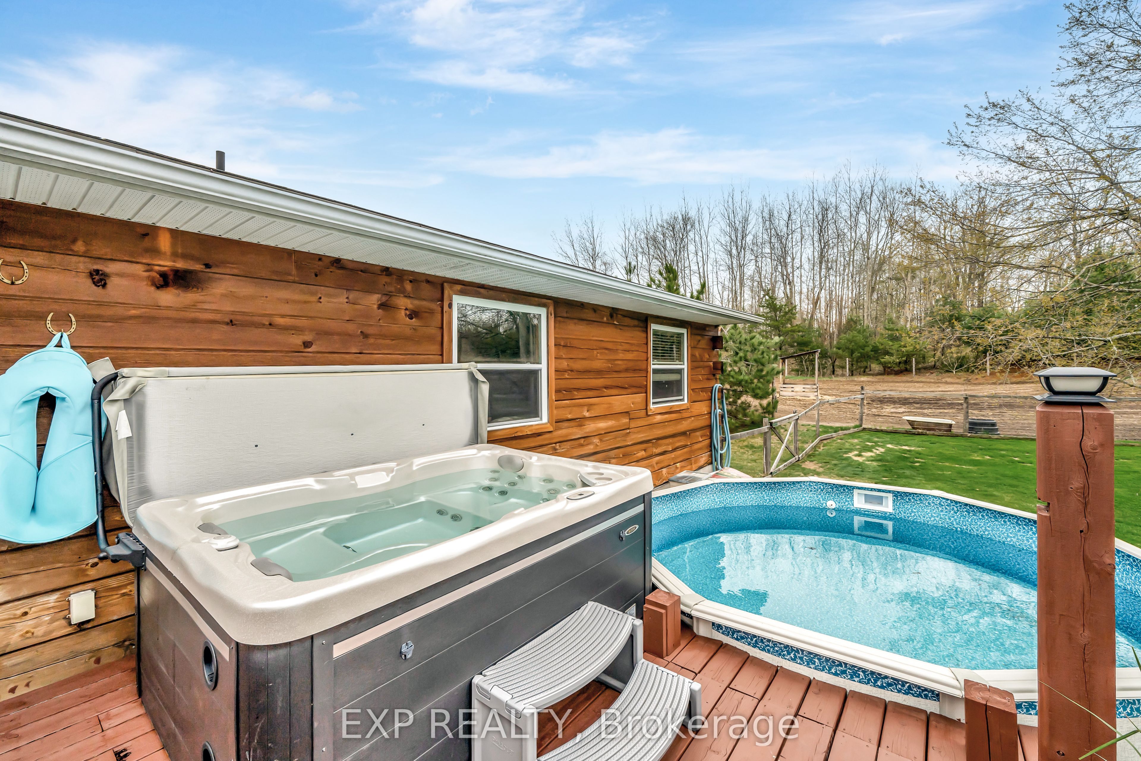1469 Queensborough Road Property Photo 10