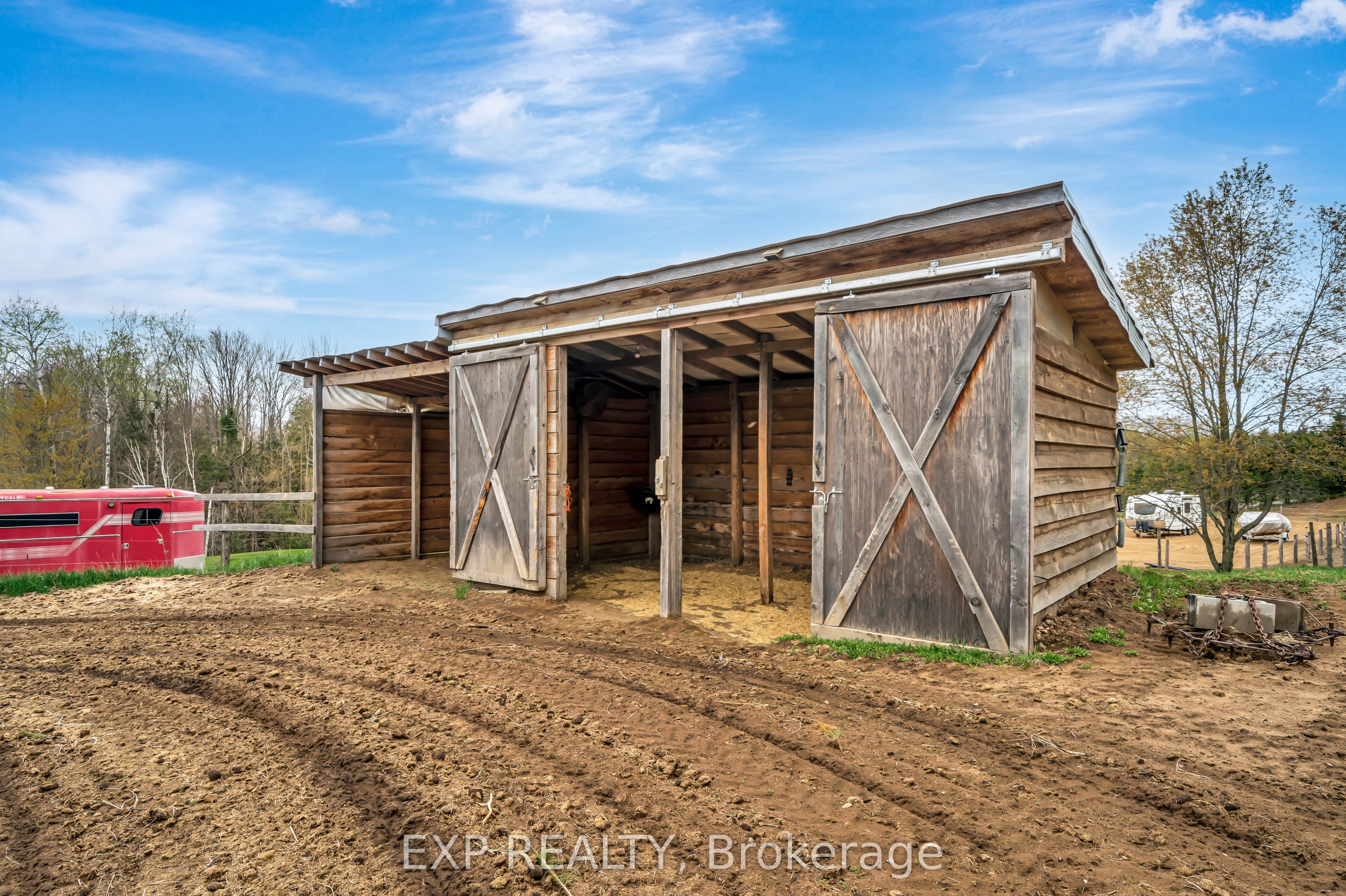 1469 Queensborough Road Property Photo 39