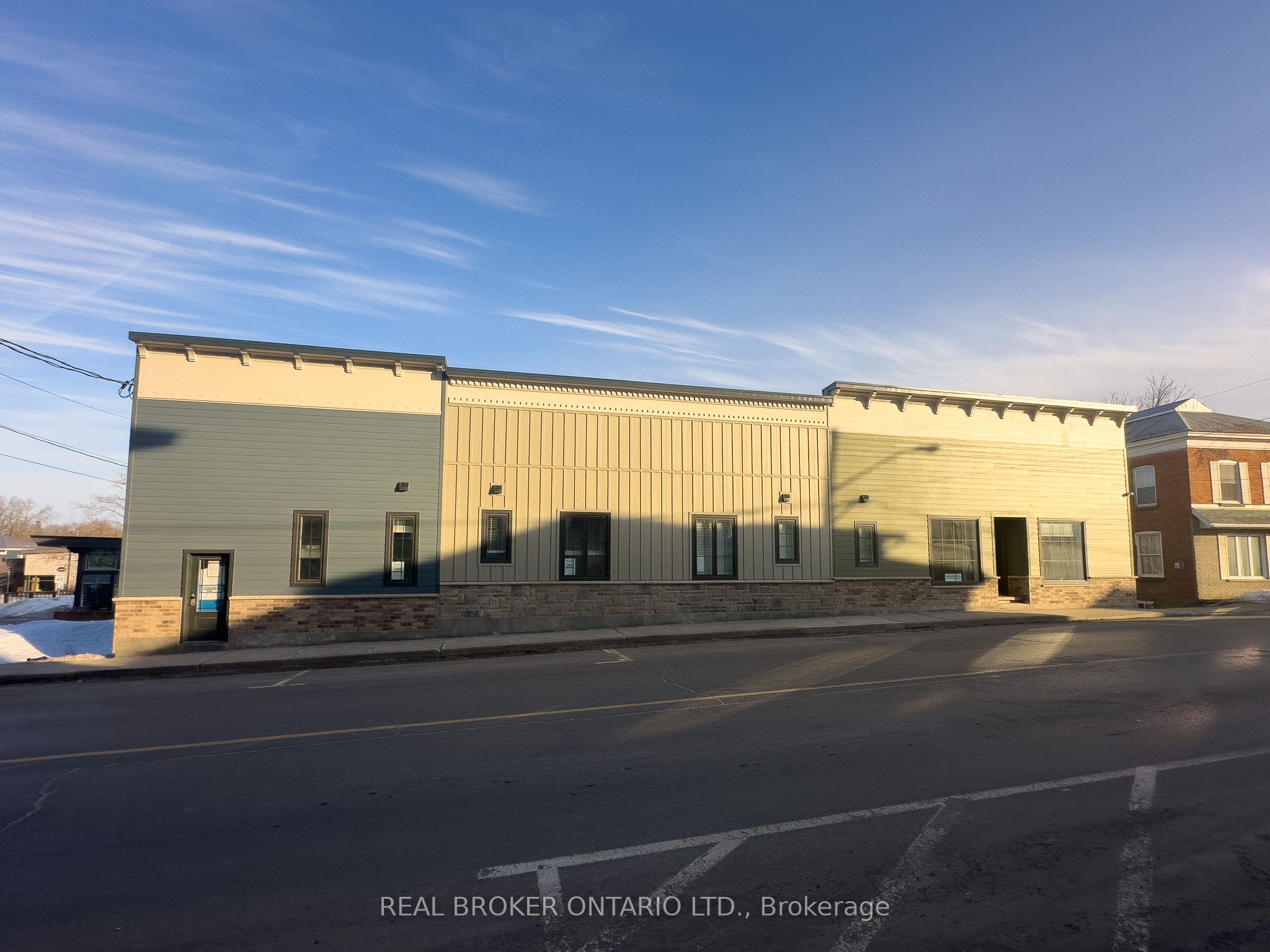 ##7 - 8 Clothier Street Property Photo 3