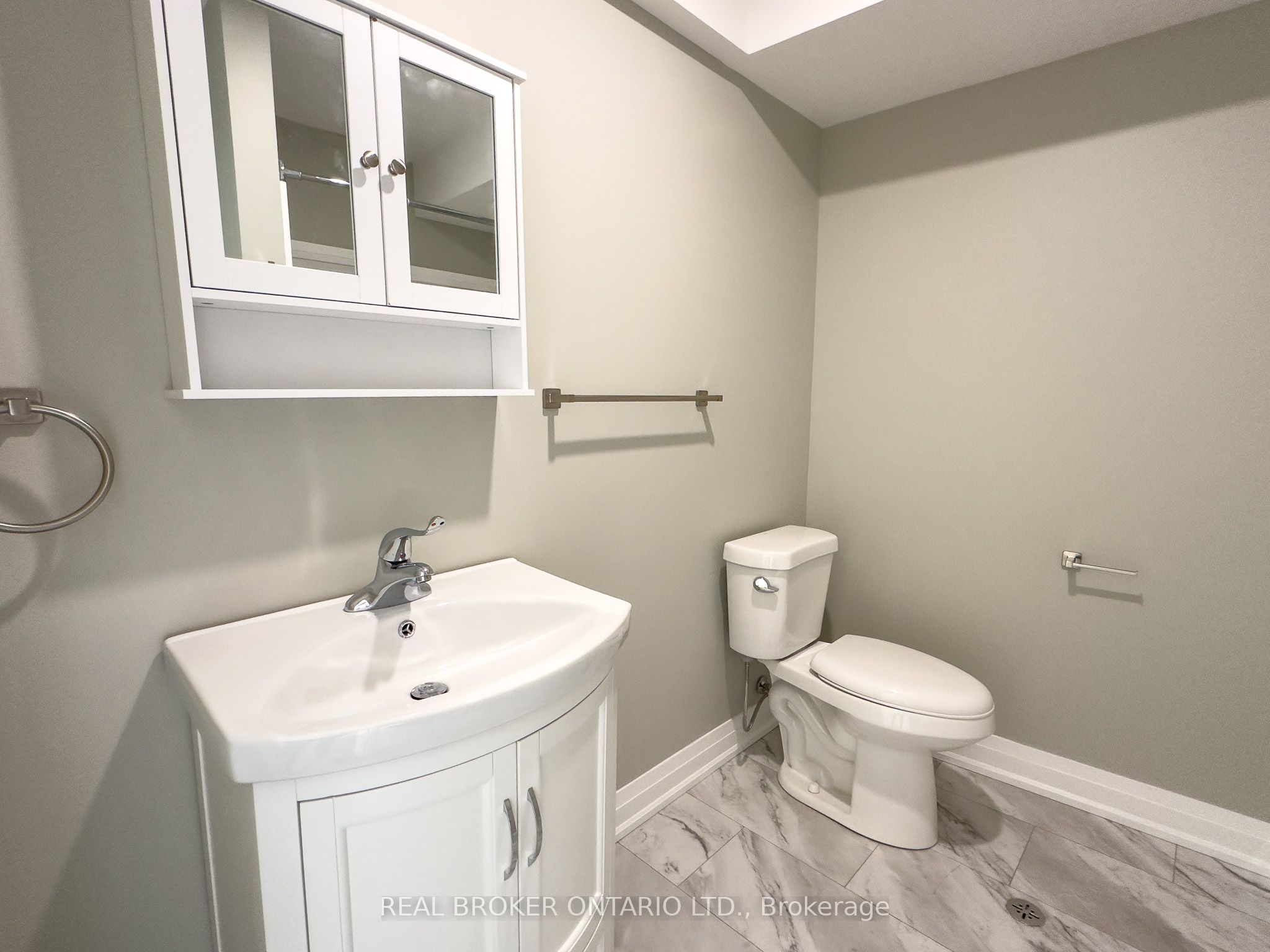 ##7 - 8 Clothier Street Property Photo 10