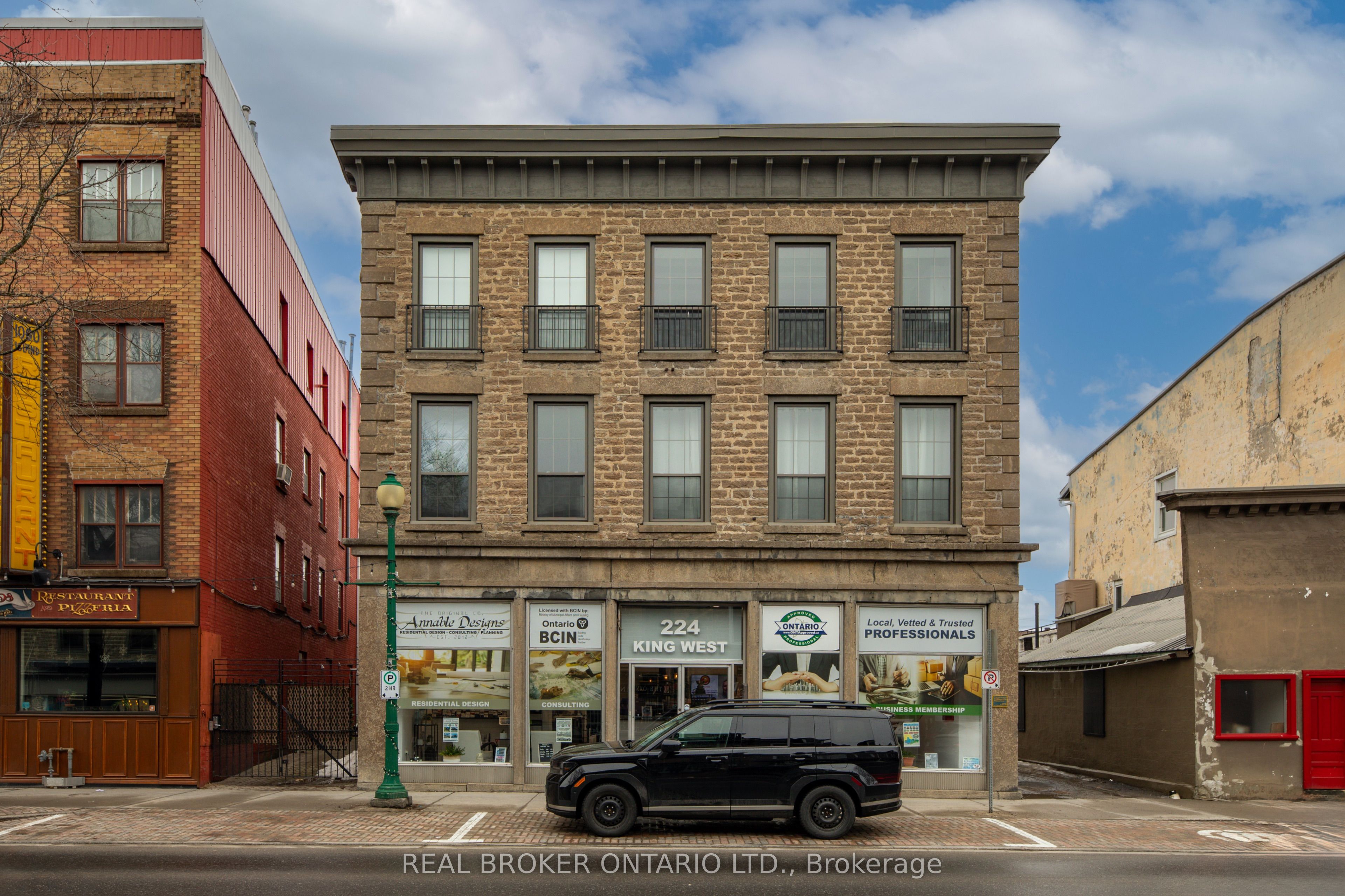 ##3 - 224 King Street Property Photo