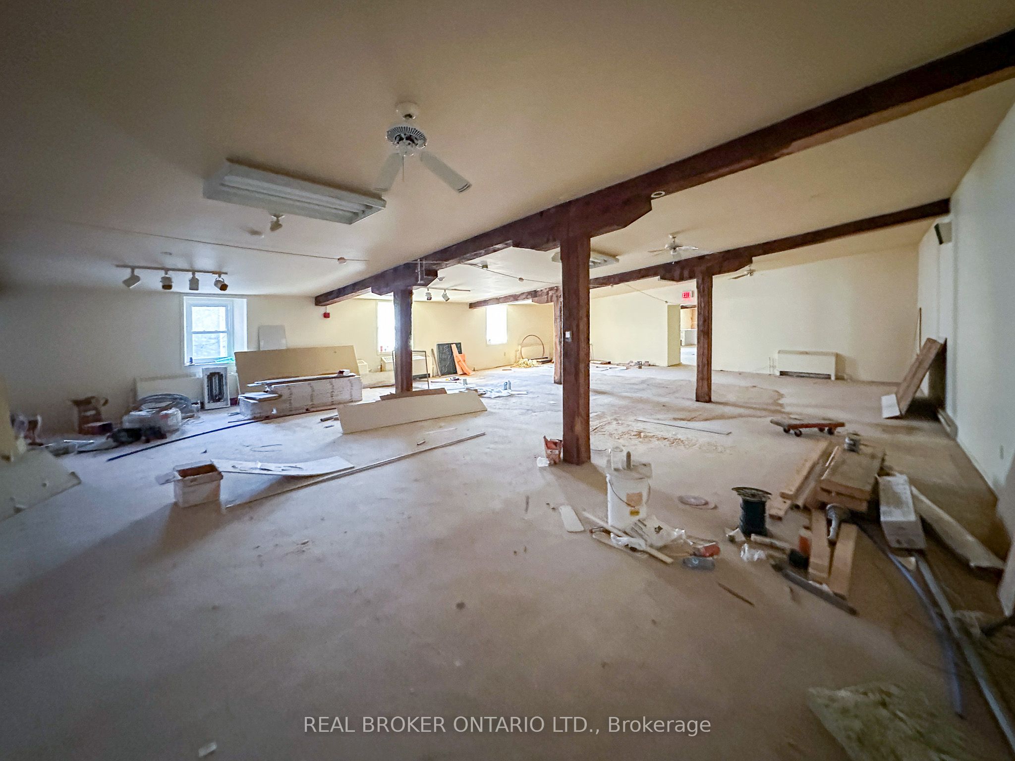 224 King Street Property Photo 24