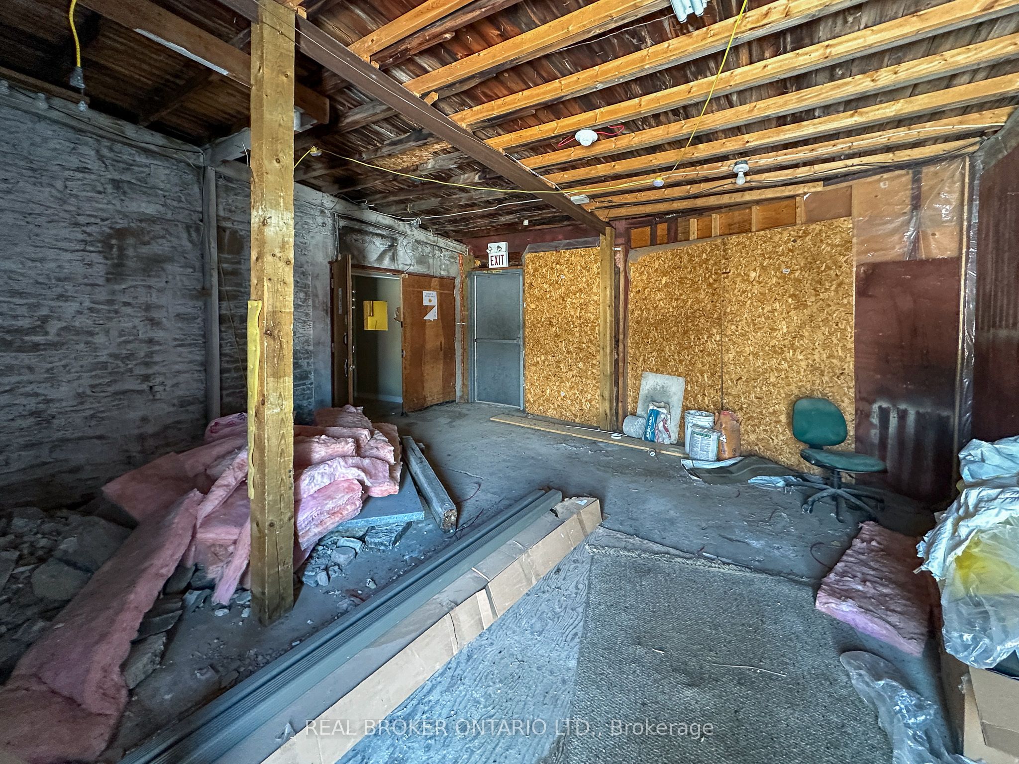 224 King Street Property Photo 35