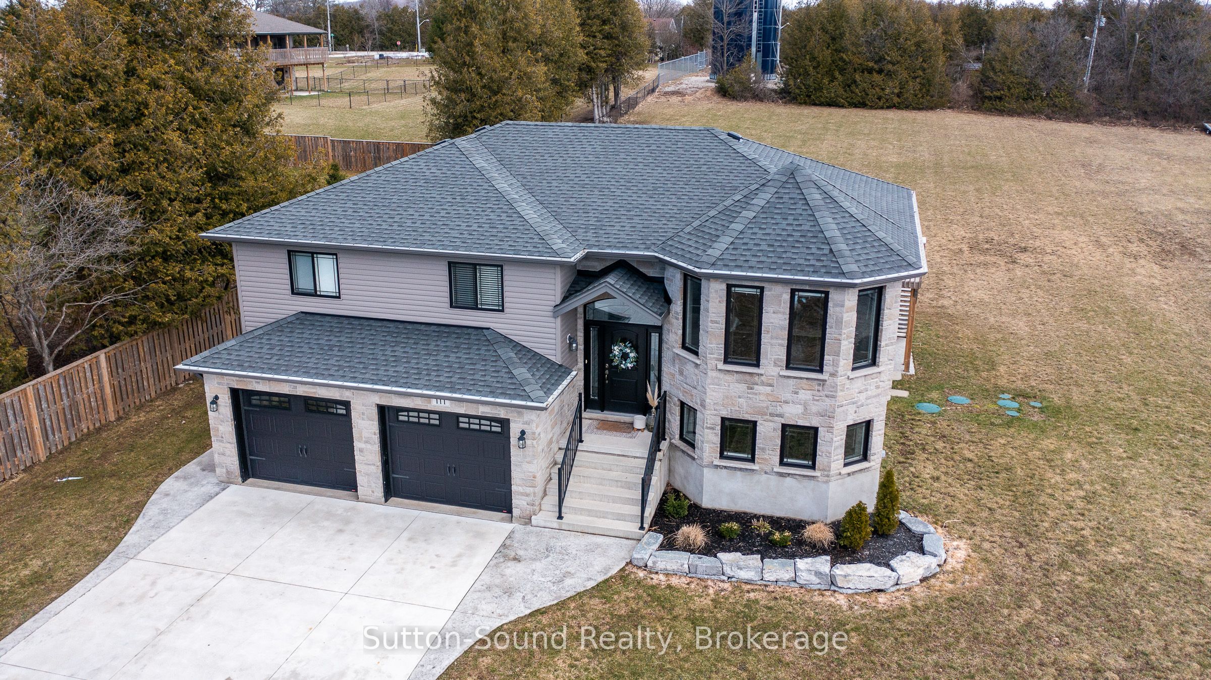 111 Donway Drive Property Photo