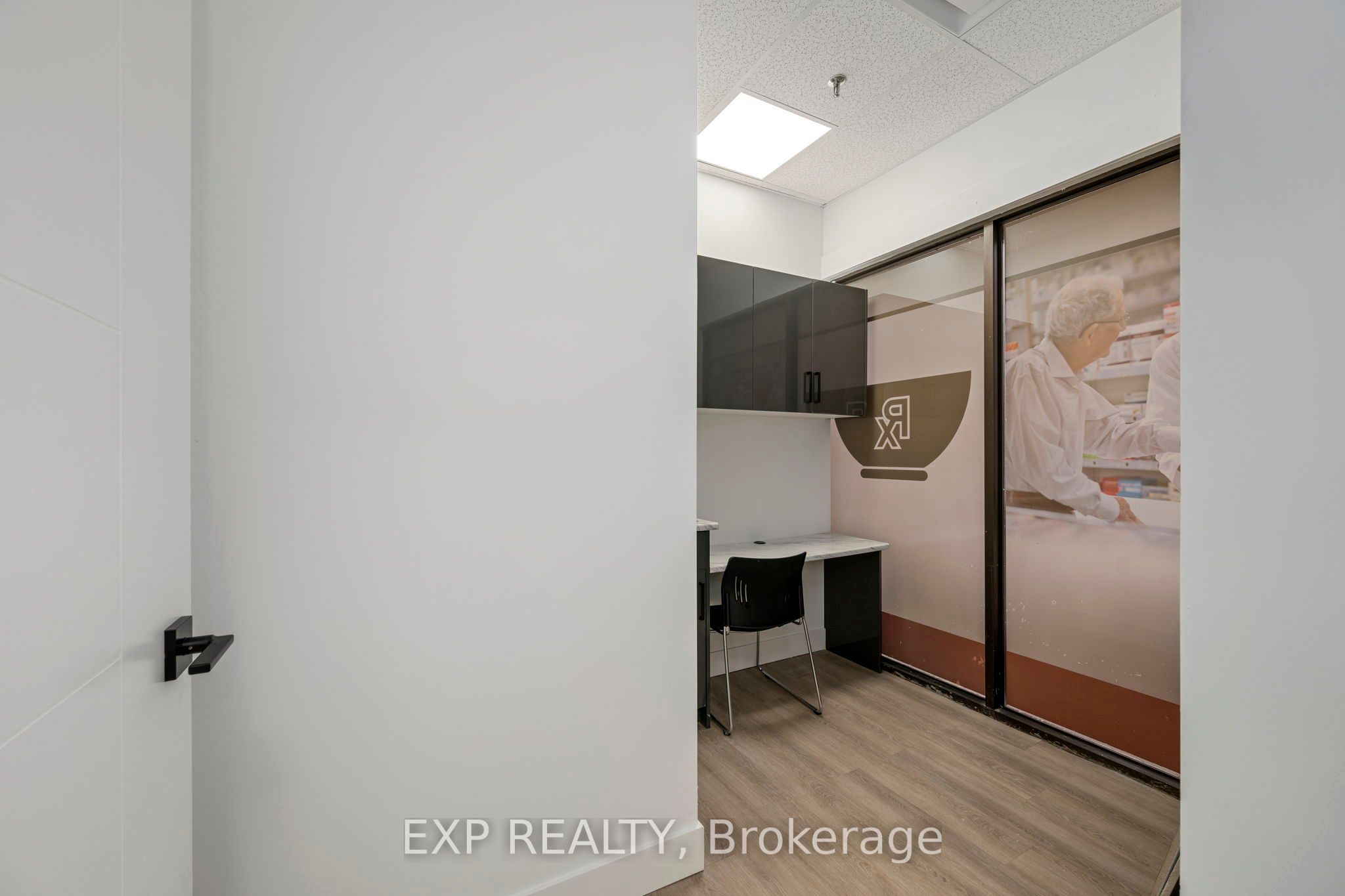 #114 - 101 Cherryhill Boulevard Property Photo 10